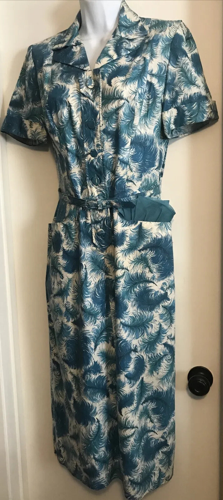 Vintage 60s Teal Blue & Cream Feather Print Belted Cotton Dress Back Accent EVC!