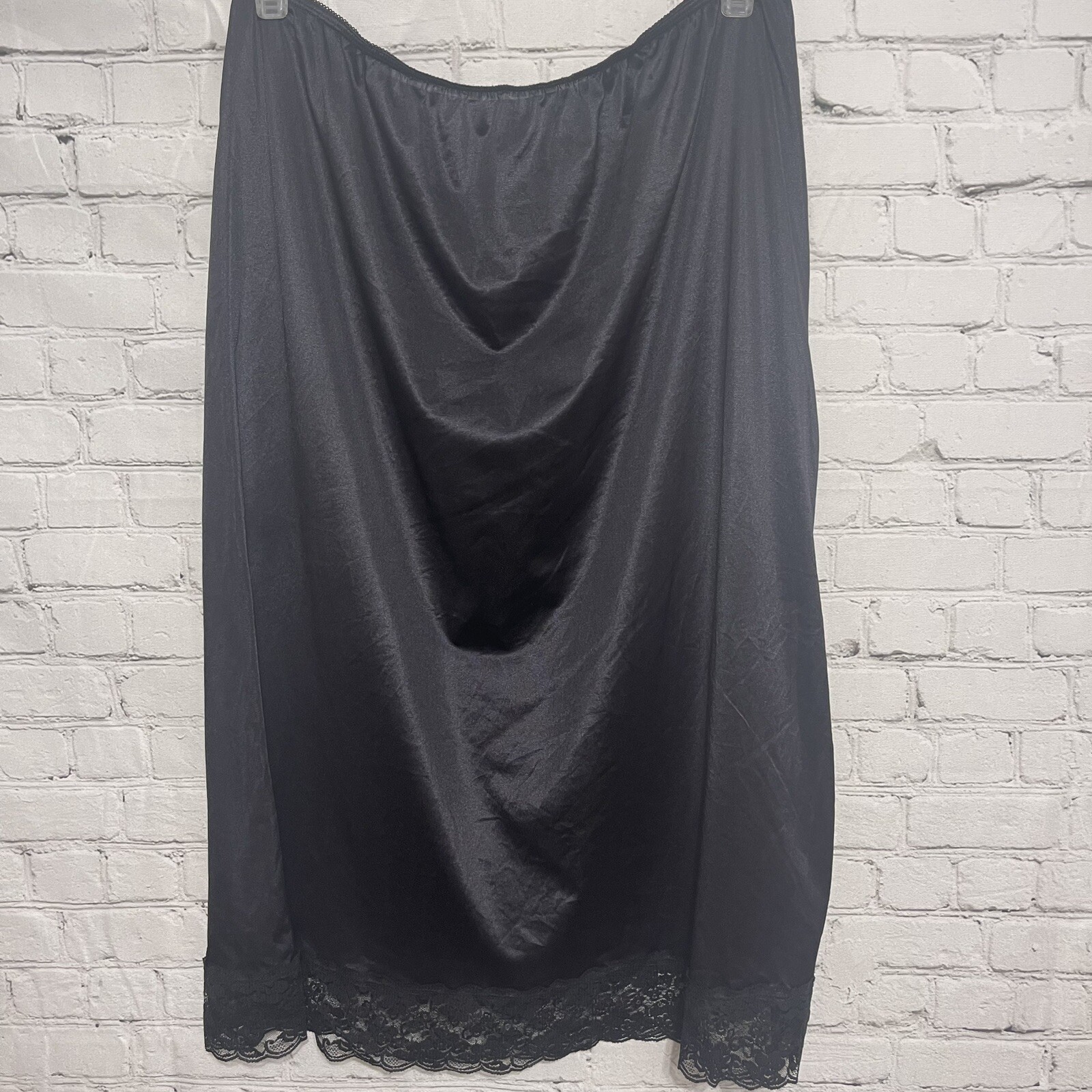 VTG PerfectForm Nylon Half Slip Side Slit Lace Trim Black Silky Size 3X USA