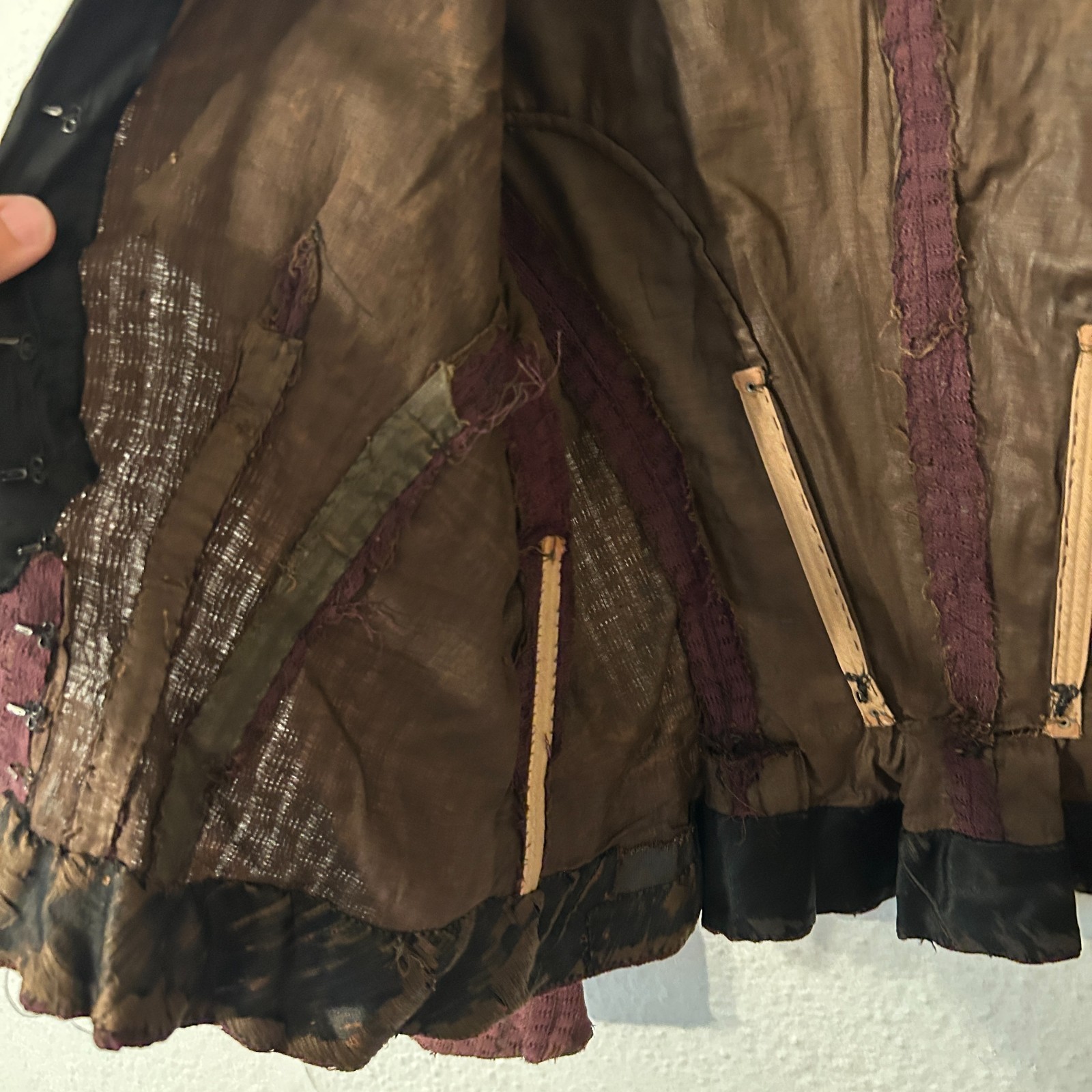 READ As is Victorian Womens S/M Dress Brown Lace Bodice & Skirt Study Repair