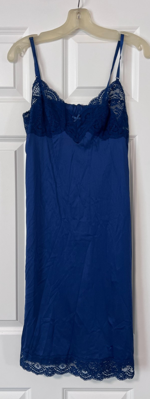 Vassarette ~ Women&rsquo;s Slip / Nightgown ~ Lace Style ~ Blue ~ Size 38