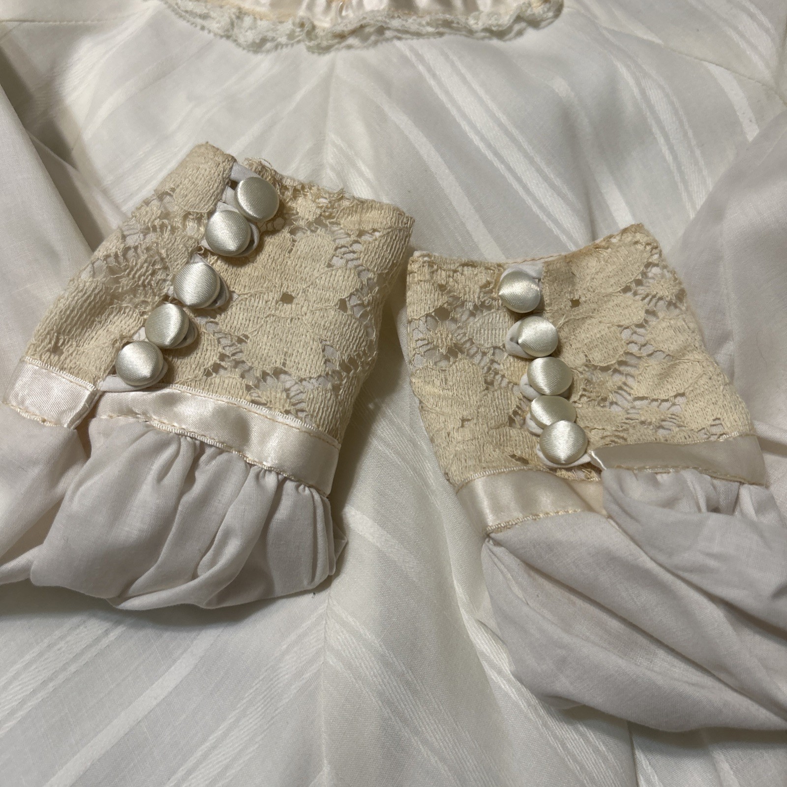 Vintage 1960’s /70’s Joseph Magnin Boho Hippie Prairie Dress Lace Trim Ivory