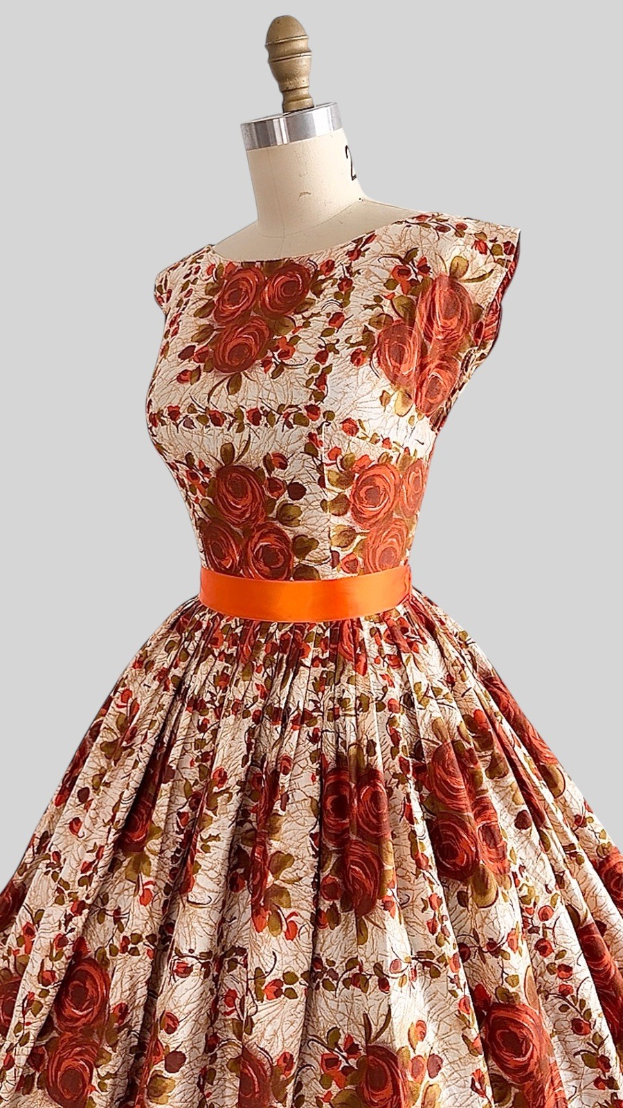 1950s 1960s Rose Print Cotton Sundress Floral Novelty Roses Bouquet Pinup Dress