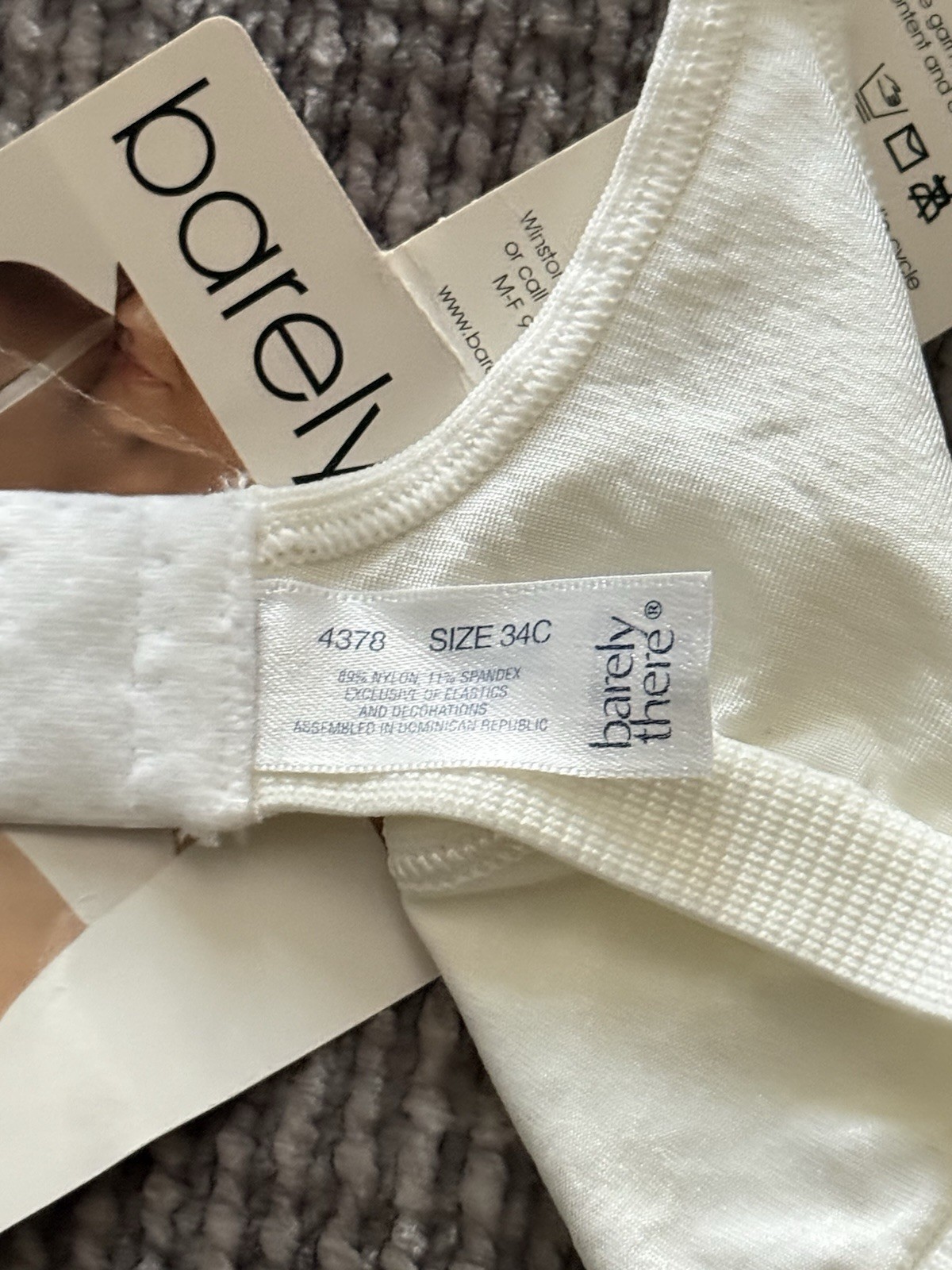 NWT 2001 Vintage BARELY THERE Body Revolution Seamless Underwire Bra 34C NOS