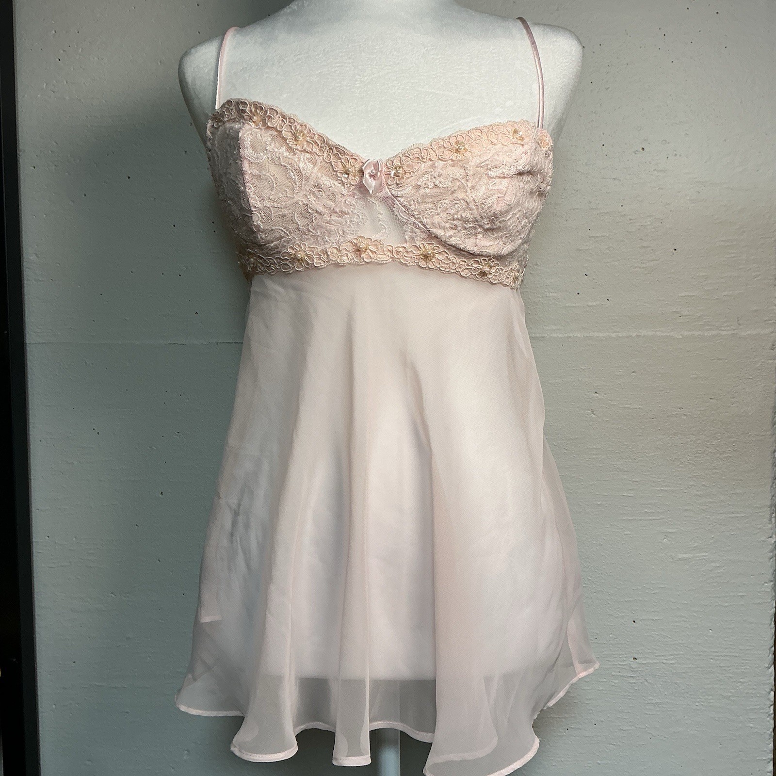 Vintage Lace Embroidered Tulle Mesh Night Gown Baby Doll Light Pink Size Small