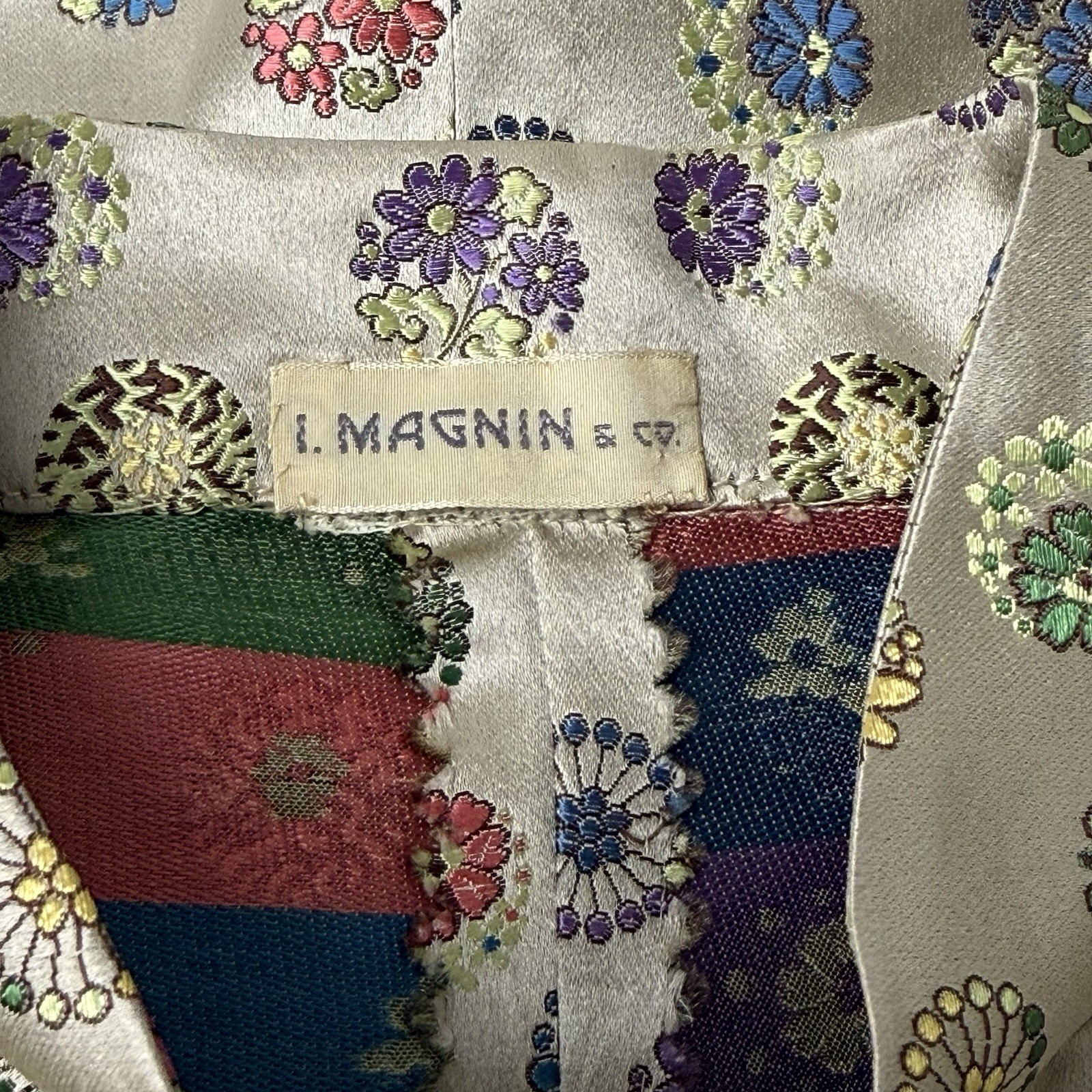 Vintage I. Magnin Brocade Pattern Top Mandarin High Collar NO SIZE Tag SM Med ?