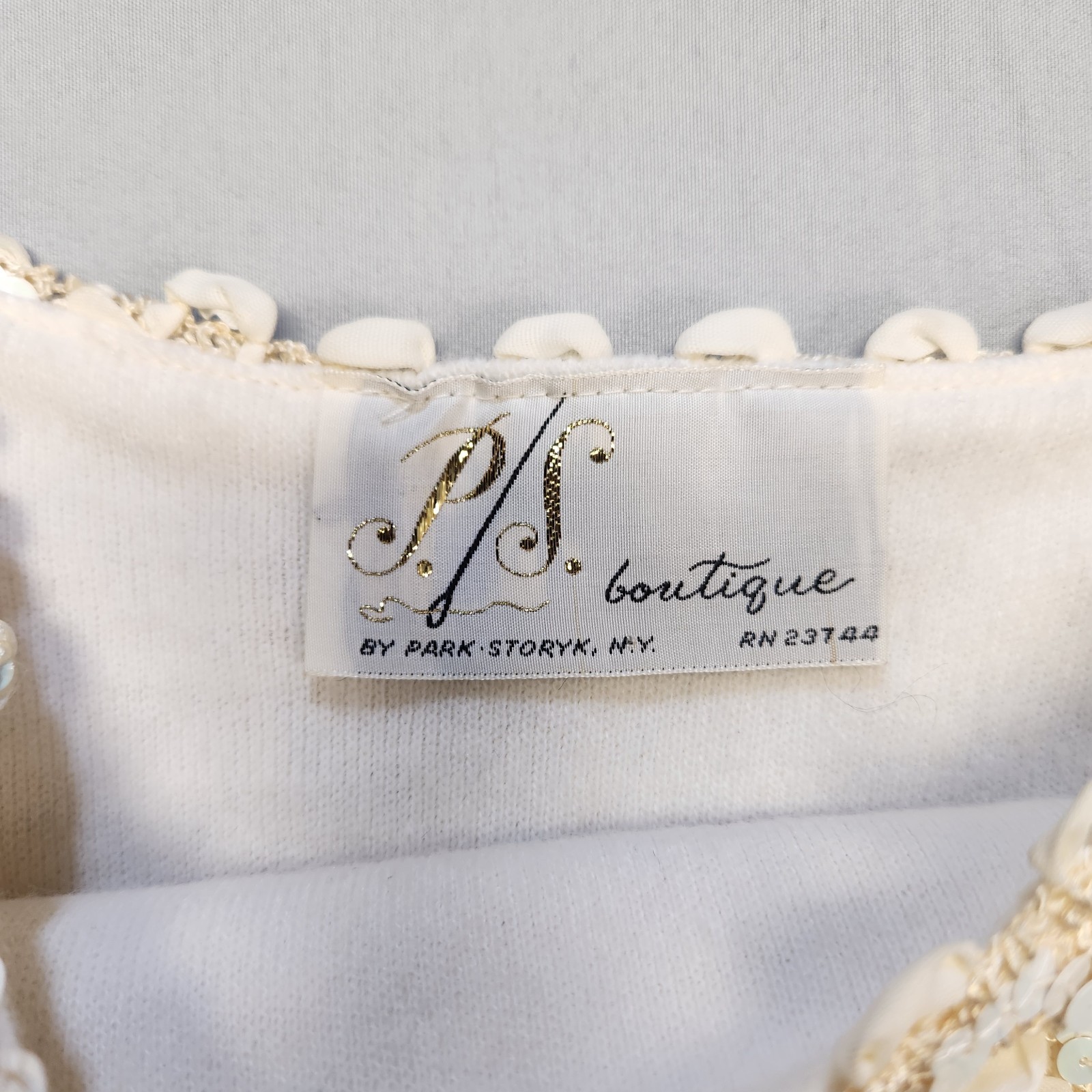 P.S Boutique VTG Sleeveless Sequined Shell Top Ivory Lined Vintage ‘60s Sz Small