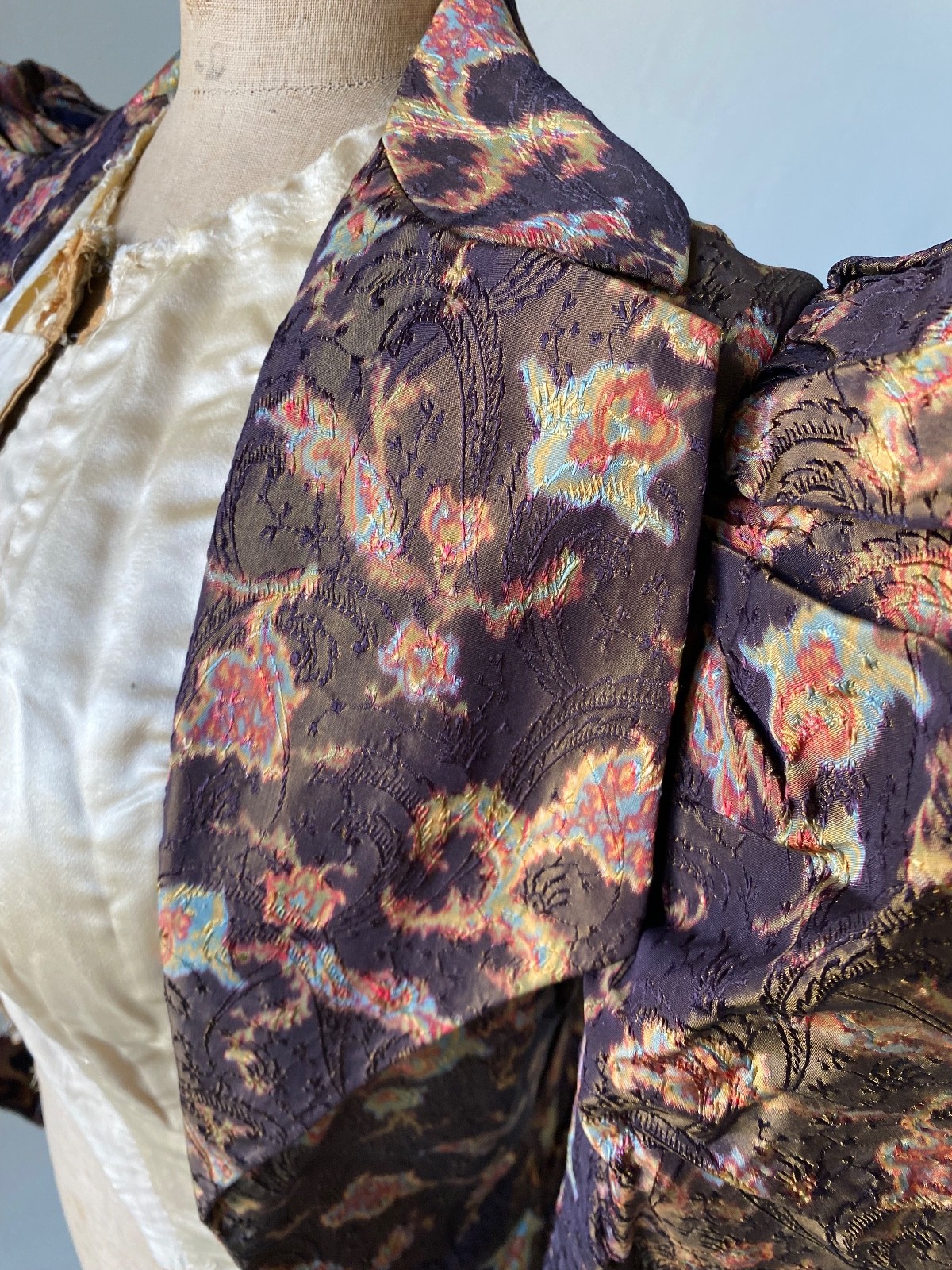 1890s Silk Jacquard Bodice Watercolor Print Puff Sleeves Antique Victorian XS