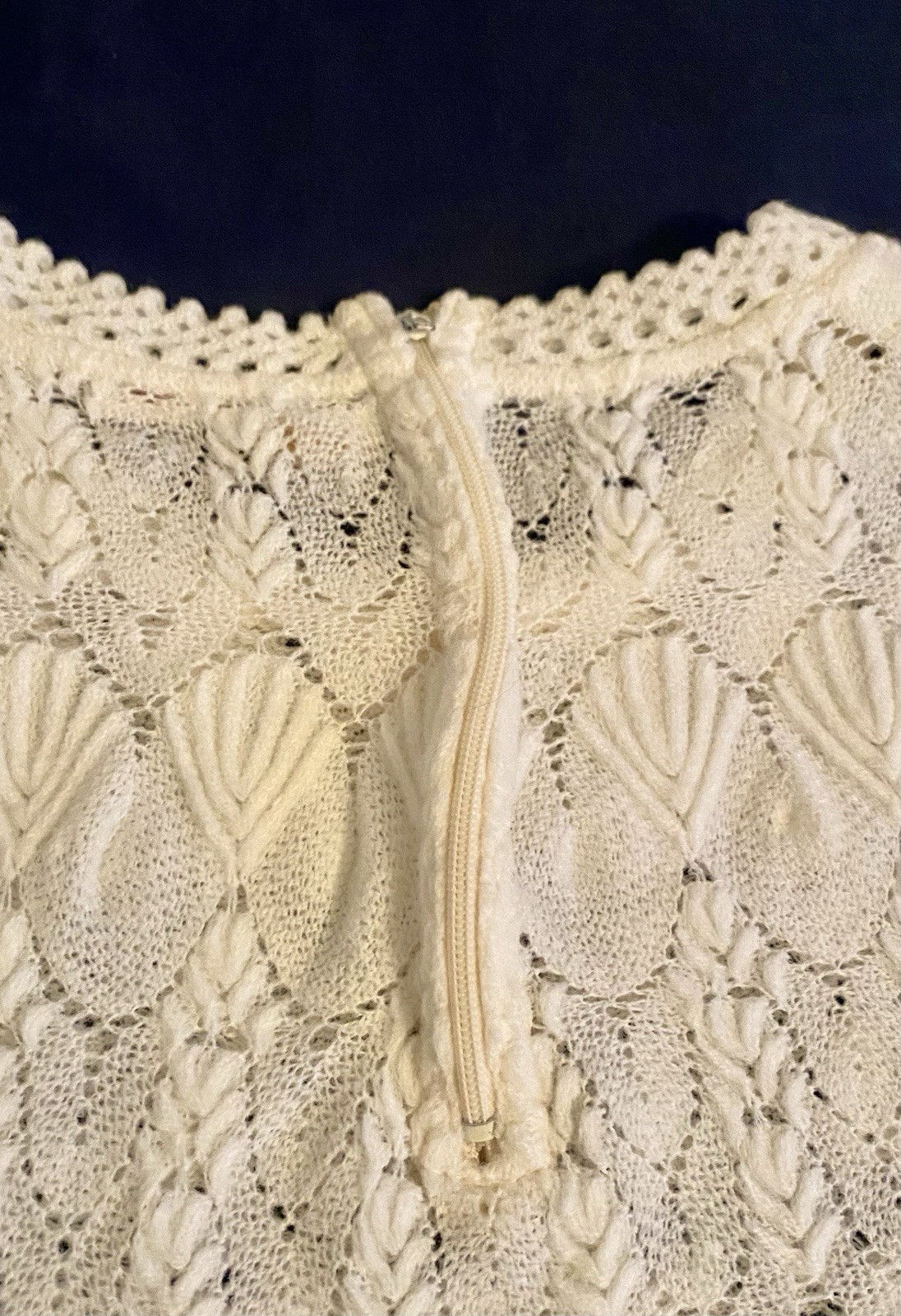 Vintage 60s Sleeveless Boho Coastal White Cotton Knit Crochet Textured Top S/M