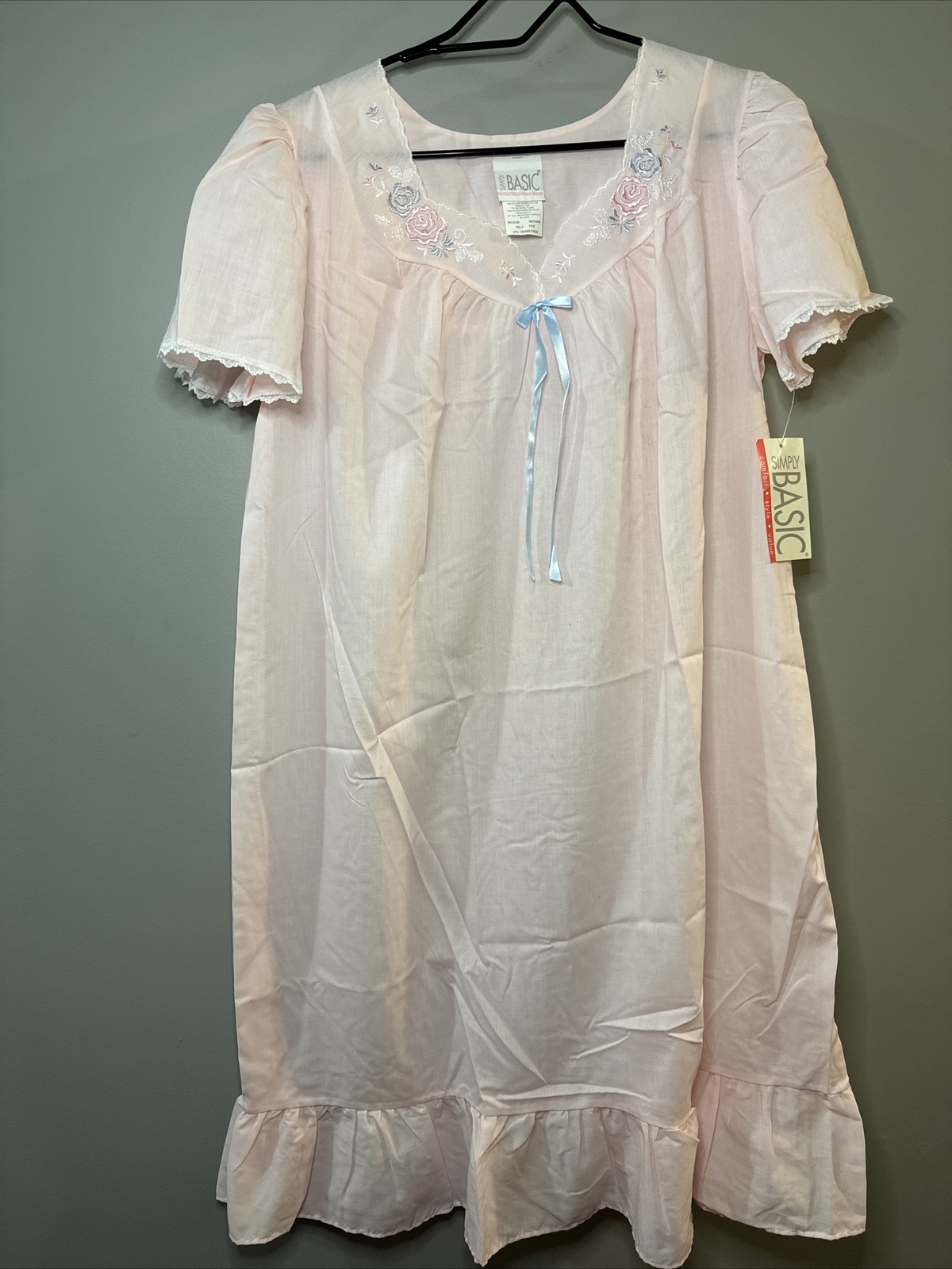 NWT Vintage Simply Basic Light Pink Polyester/Cotton Nightgown Embroidered M USA