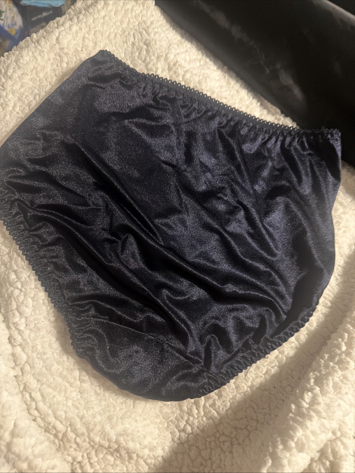 VANITY FAIR SECOND SKIN BLACK 48301 liquid smooth satin HI LEG panties L / 7 VTG