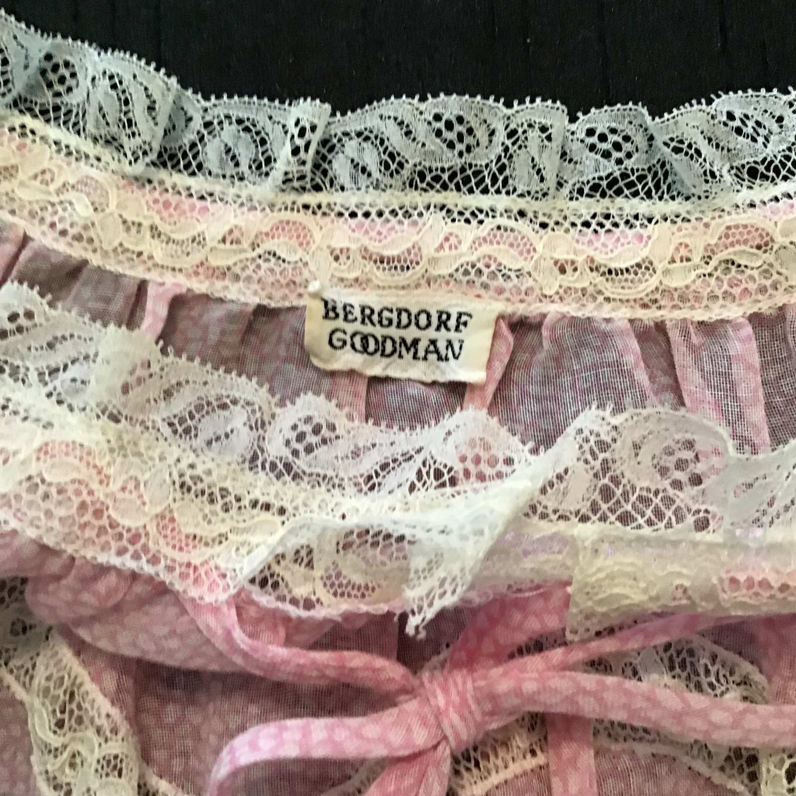 Vintage BERGDORF GOODMAN Lady&rsquo;s NIGHTGOWN Large LACE Perfect!