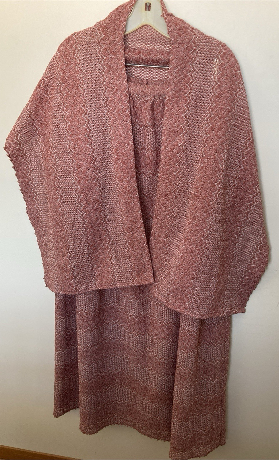 Homemade Women&rsquo;s Maxi Skirt Red Lacy Weave with Shawl 70 x 15&Prime; Vintage Retro