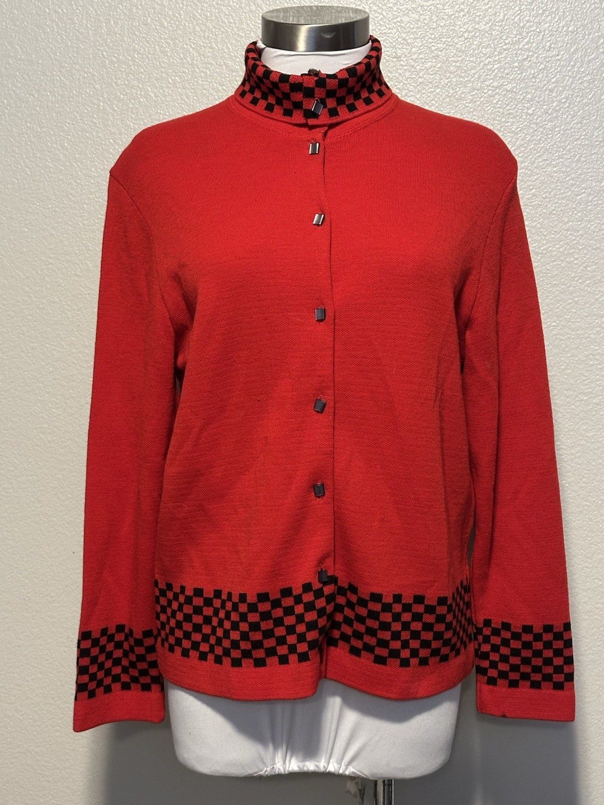 Vintage Jantzen 50&rsquo;s Women&rsquo;s Cardigan Sweater Size 40 Made in USA Red Check