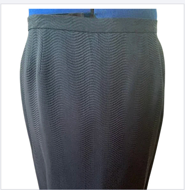 Emanuel Ungaro Vintage Black Suit Mandarin Collar / Pencil Skirt Size 10 ($775)