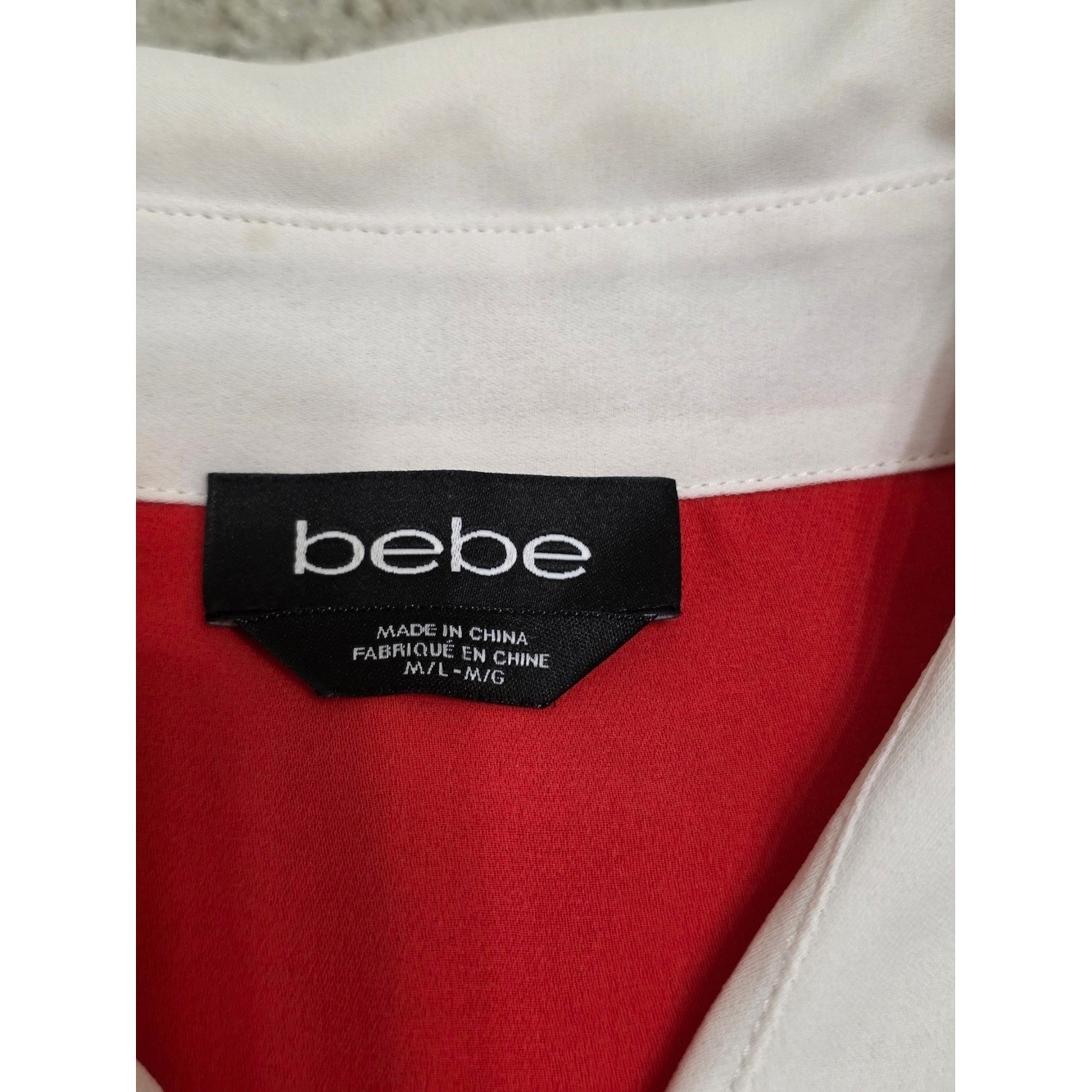 bebe Vintage Colorblock Sleeveless Collared Top – Red, Pink & White Size L