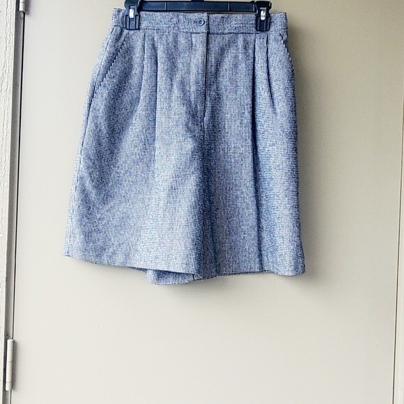 Vintage Joan Leslie Houndstooth Wool lined High waisted Pleated Wide leg Shorts