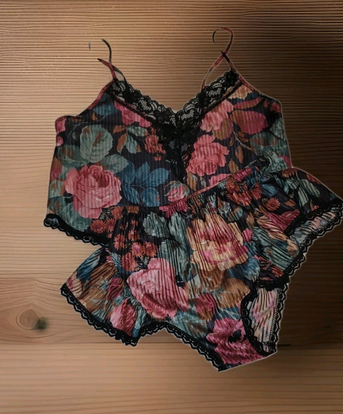Vintage Petra Fashions Lingerie Set Size Medium Floral 2 Piece Lace Top Shorts