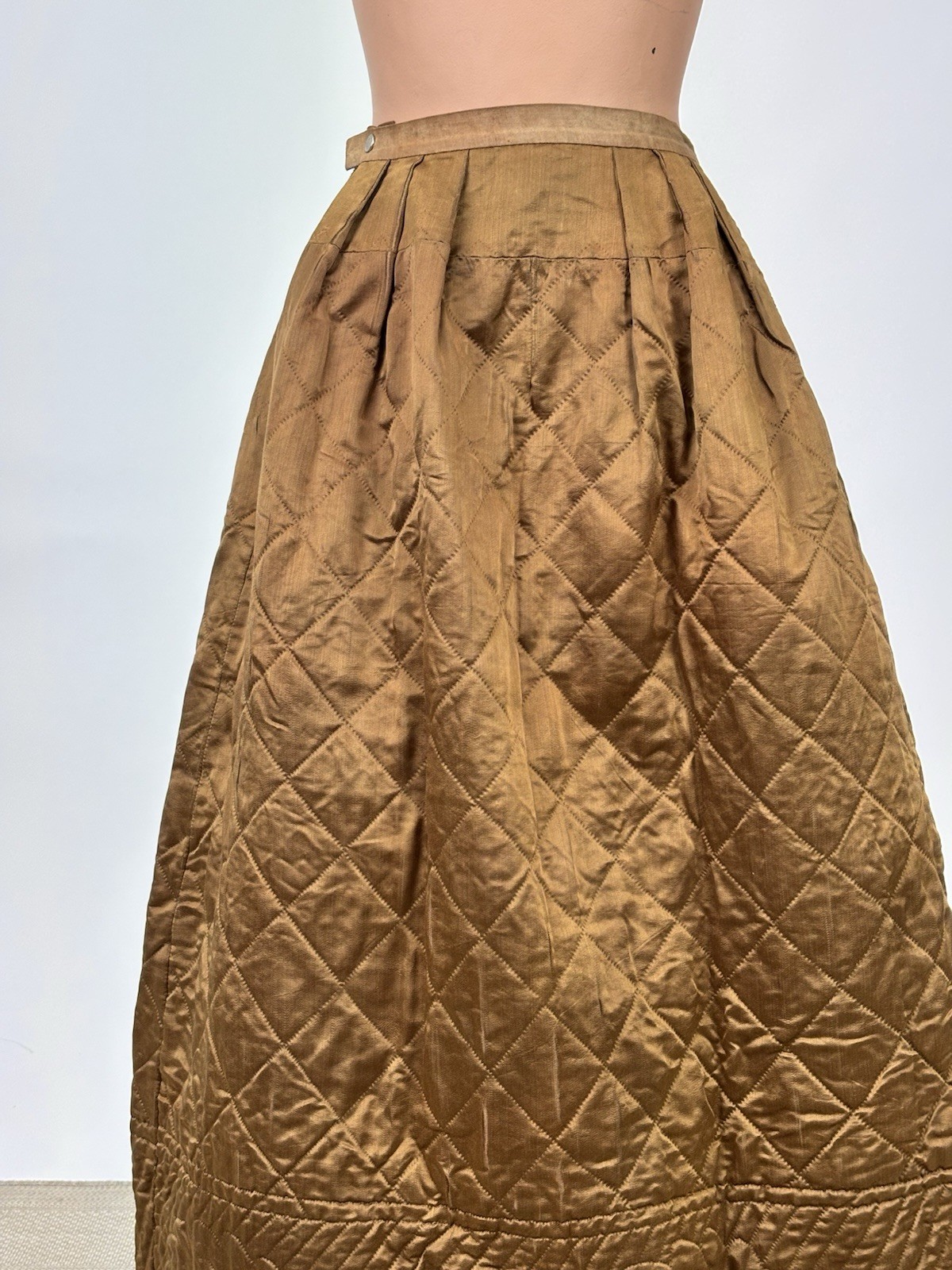 Antique 1890s Victorian Copper Brown Silk Quilted Winter Skirt Pioneerwear AS IS