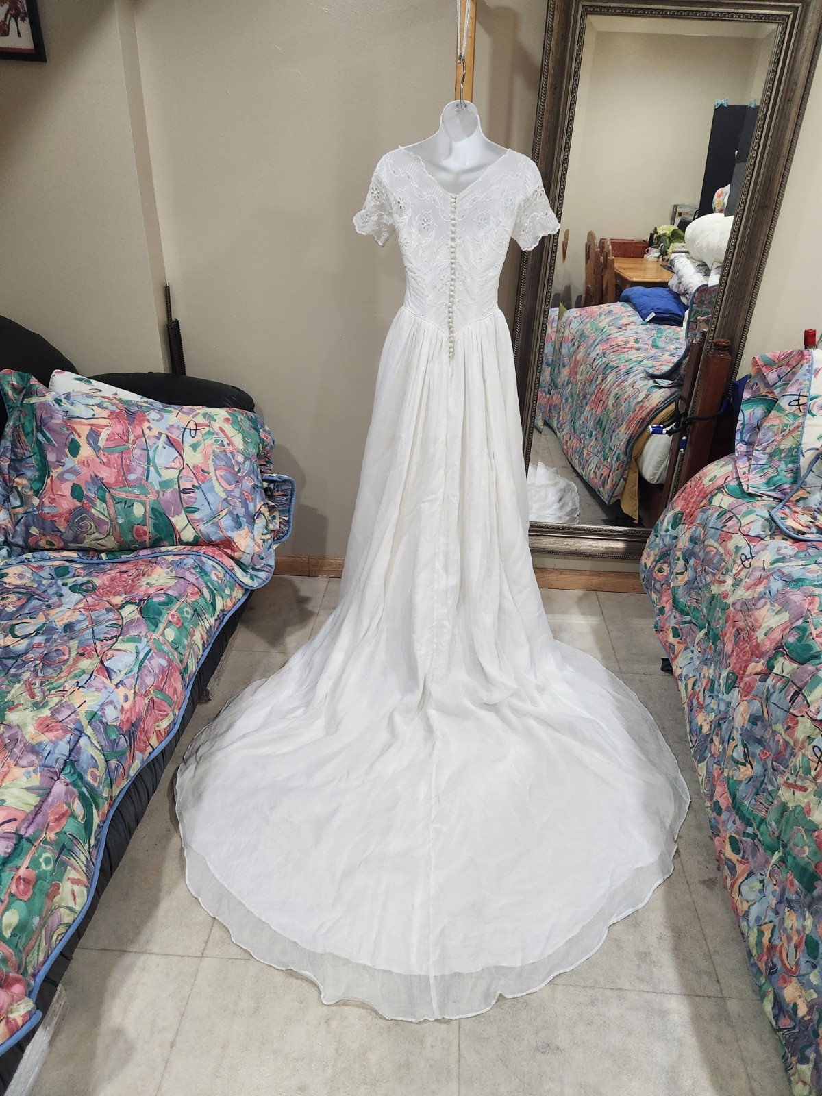 Vintage Voile Split Skirt Wedding Gown * szXS(measurements given) * Off White *