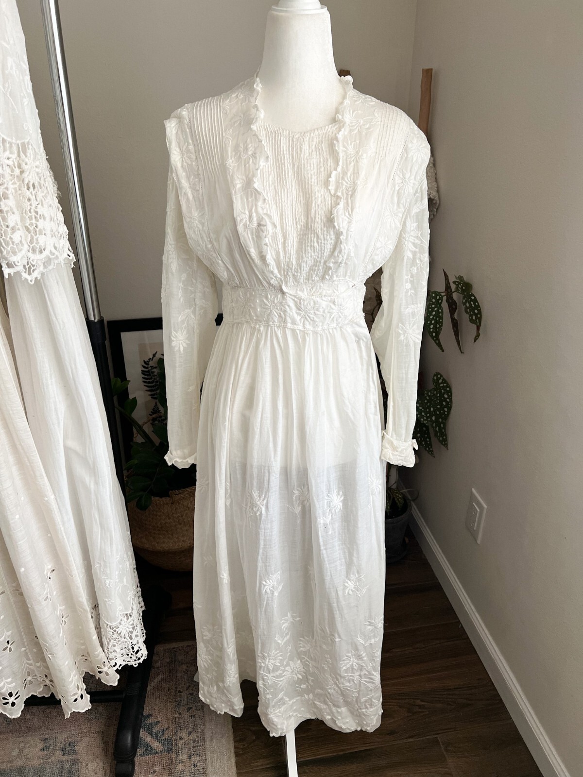 Antique Edwardian Floral Embroidery Pintucking Cotton Lawn Tea Summer Dress