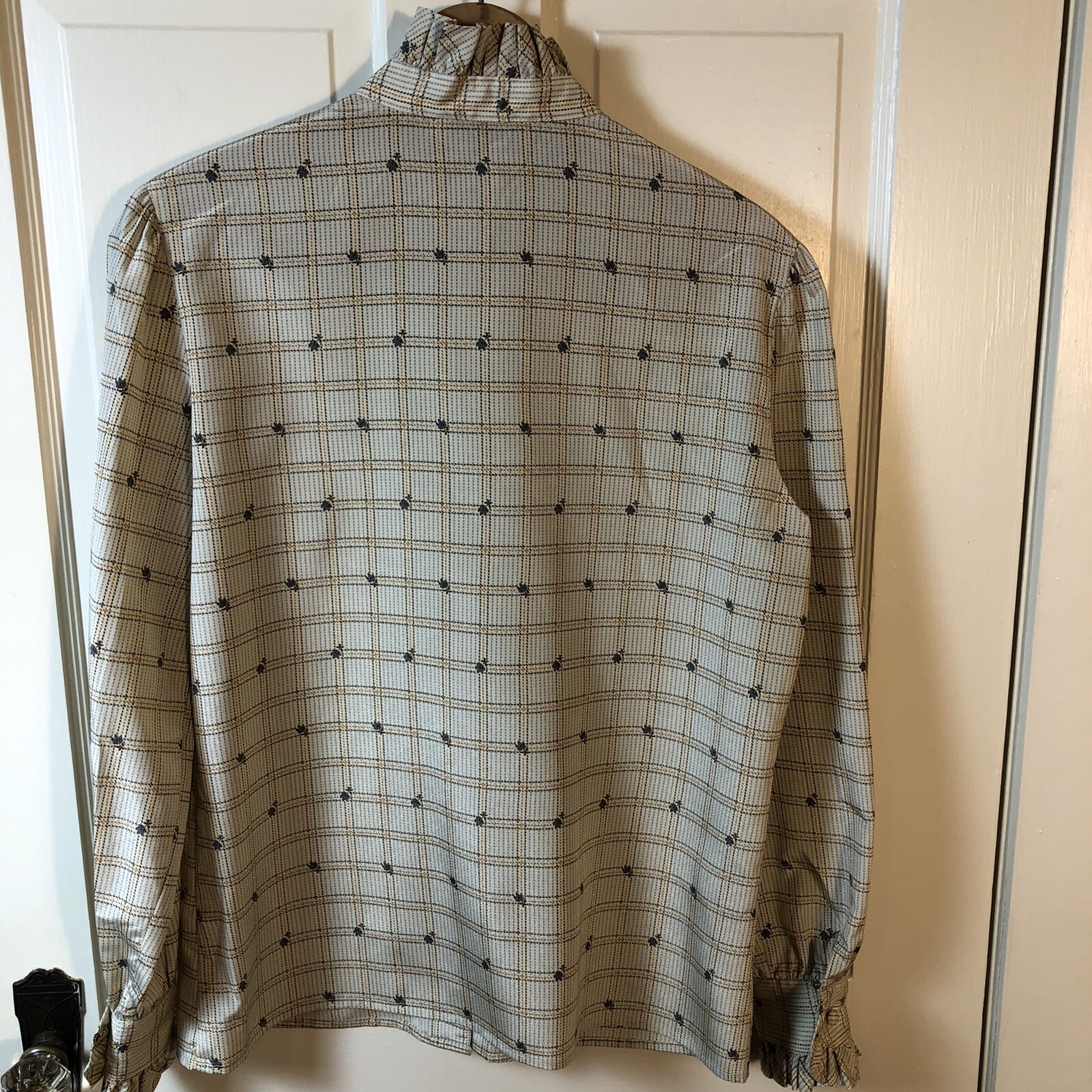 Windowpane and Floral Ruffled Prairie Blouse Sz M