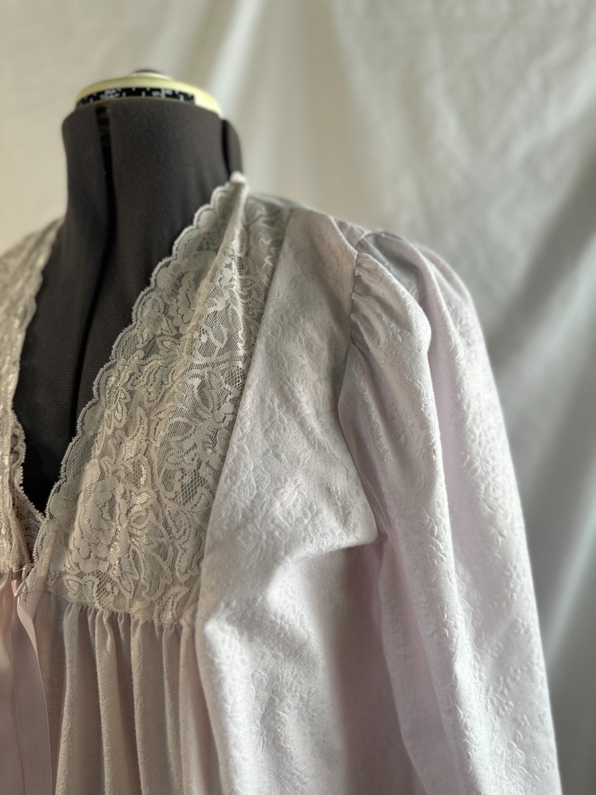 Vtg Gilligan O&rsquo;Malley Nightgown Robe Set Pink Medium Pink, Lace, Zip 2813 2613