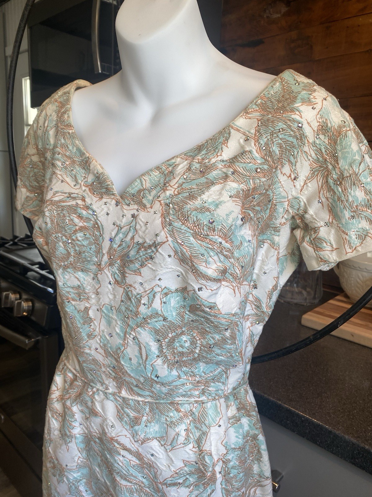 True VTG 1950s/60s Sequined All Over Floral Cocktail Dress Peach Ivory Aqua S/M