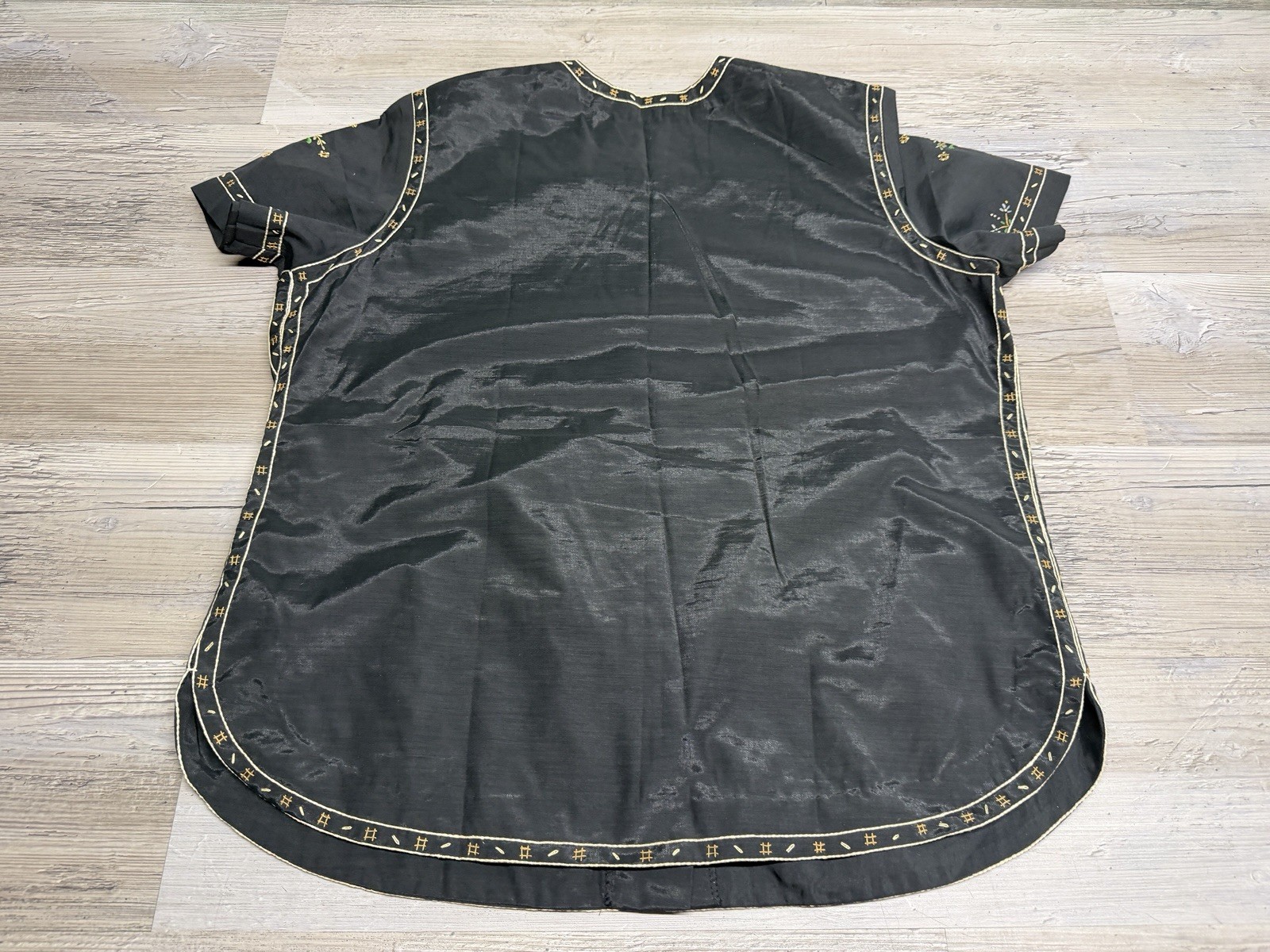 Vintage Daffodil Hand Embroidered Black Floral Tunic Top Chinoiserie Boho XL