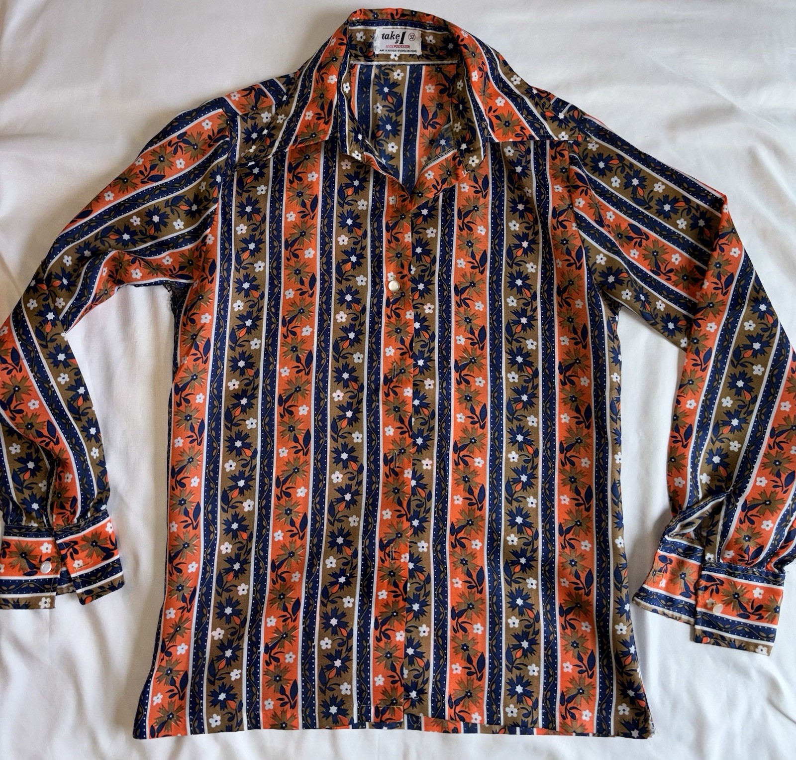 Vintage 70s Nylon Bright Disco Hippie Shirt Floral Print Point Collar Cool sz 2
