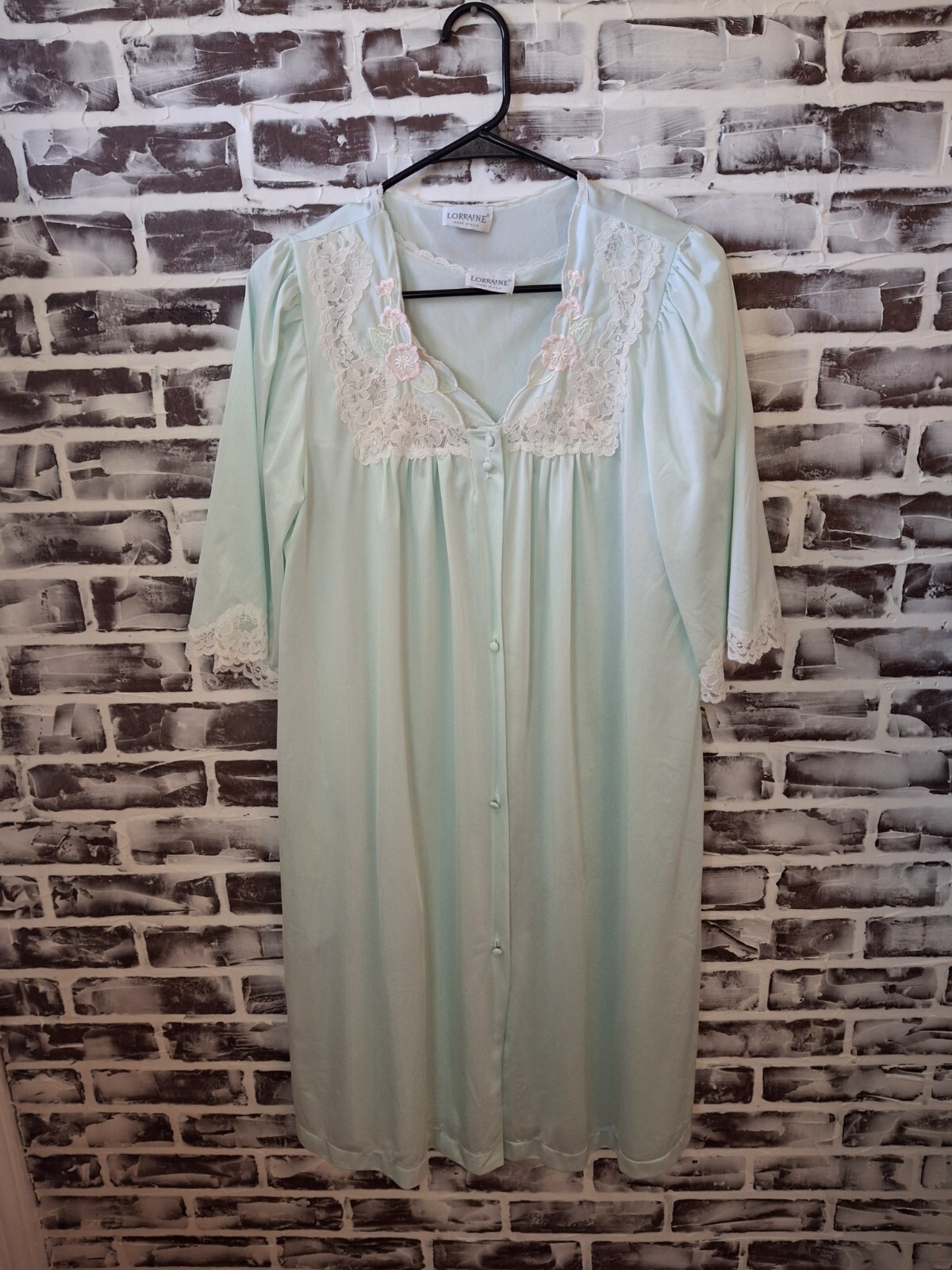 Vintage Lorraine Medium Nightgown Housecoat Set Light Green Lace Granny Chic