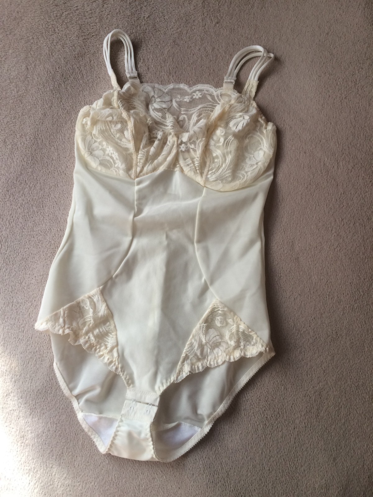 Vintage 38C Cami Ivory Special Request by Glamorise All in 1 Shaper # 1137