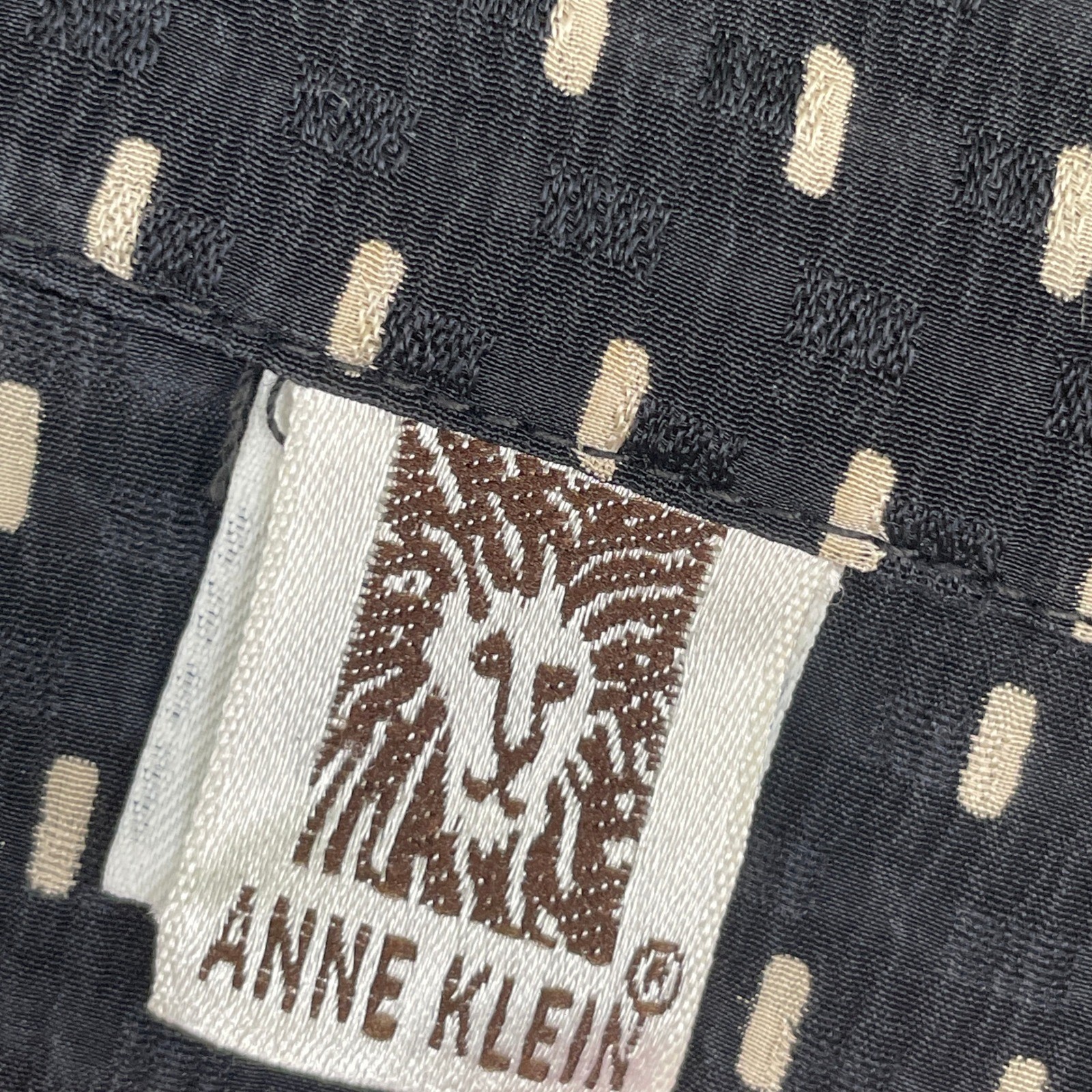 VTG Anne Klein Black Cream Dashed Geometric Texture Power Blouse Shoulder Pads 6