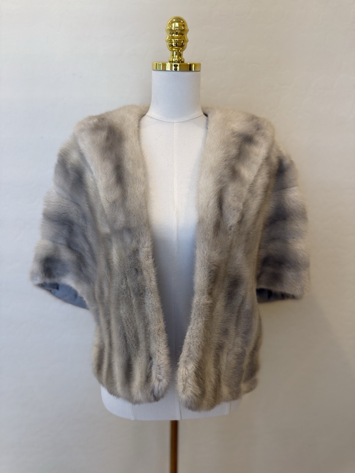 Himmel & Sons Vintage Natural Blue Mink Stole/Cape One Size Fits Most