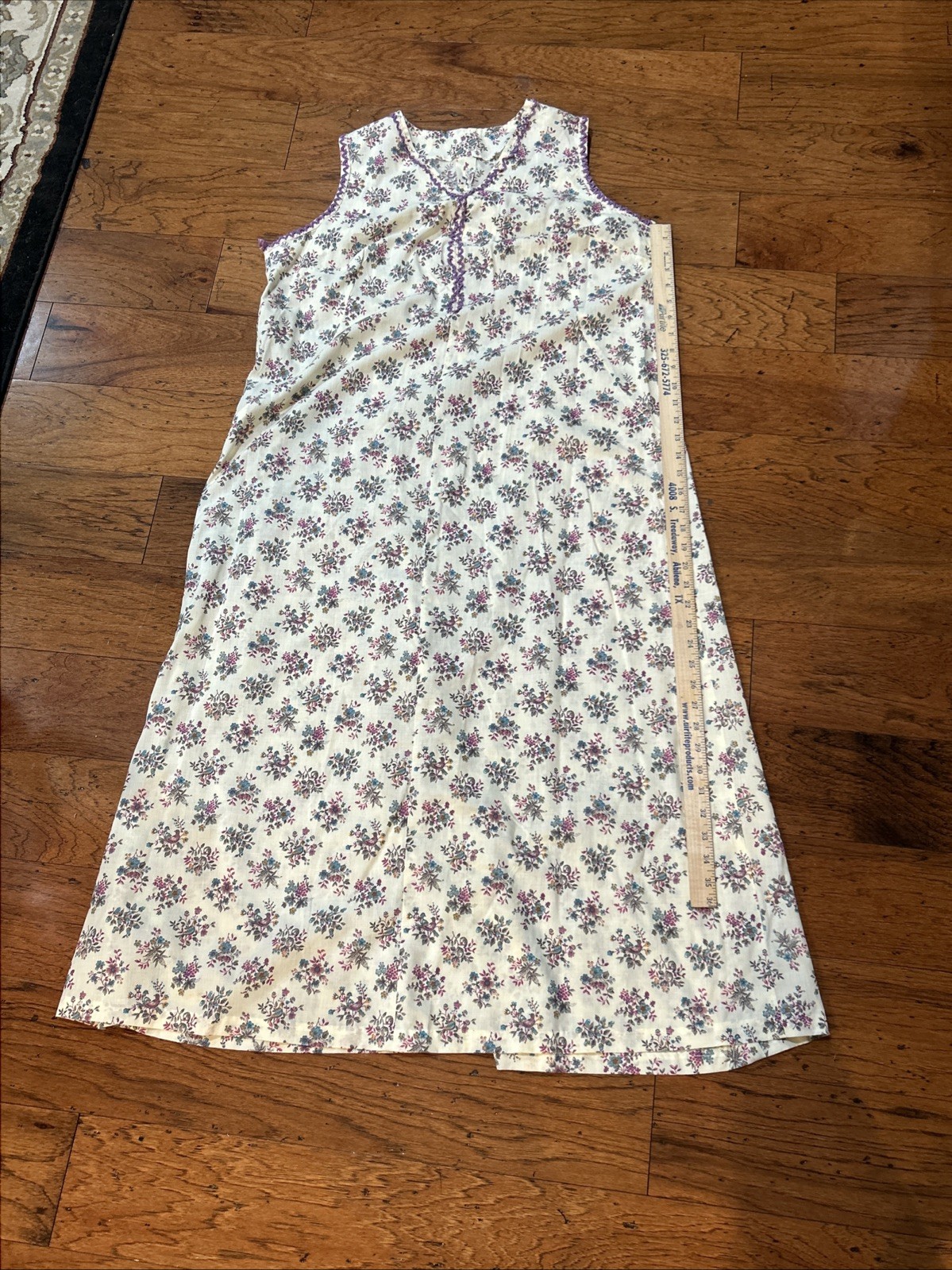 Vintage Handmade Cotton Pull On House Dress Vintage Fabric & Ric-a-Rac GUC