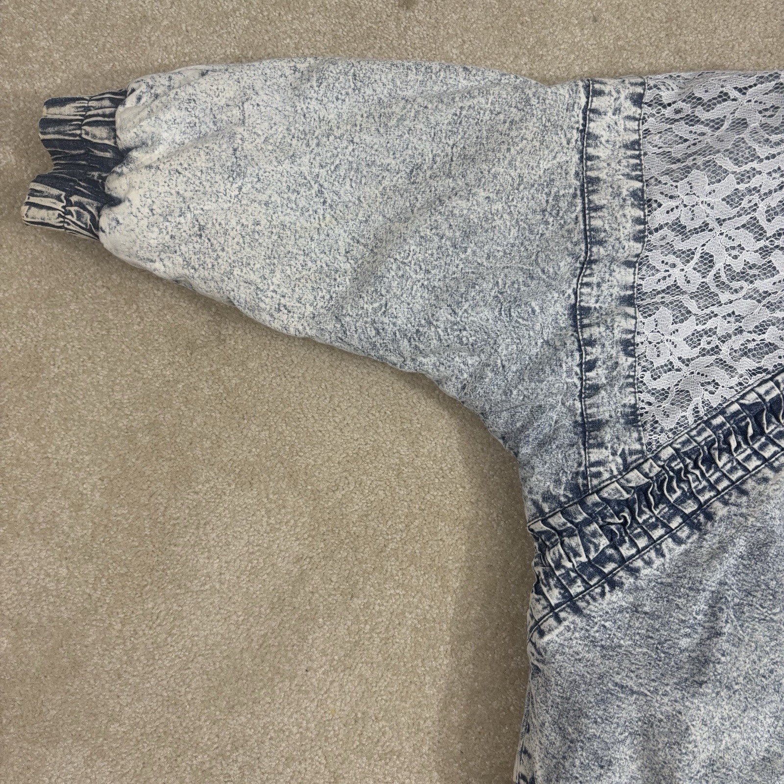 Vintage Original 80s East West Acid Wash Denim L Puffer Jacket Small Floral Lace