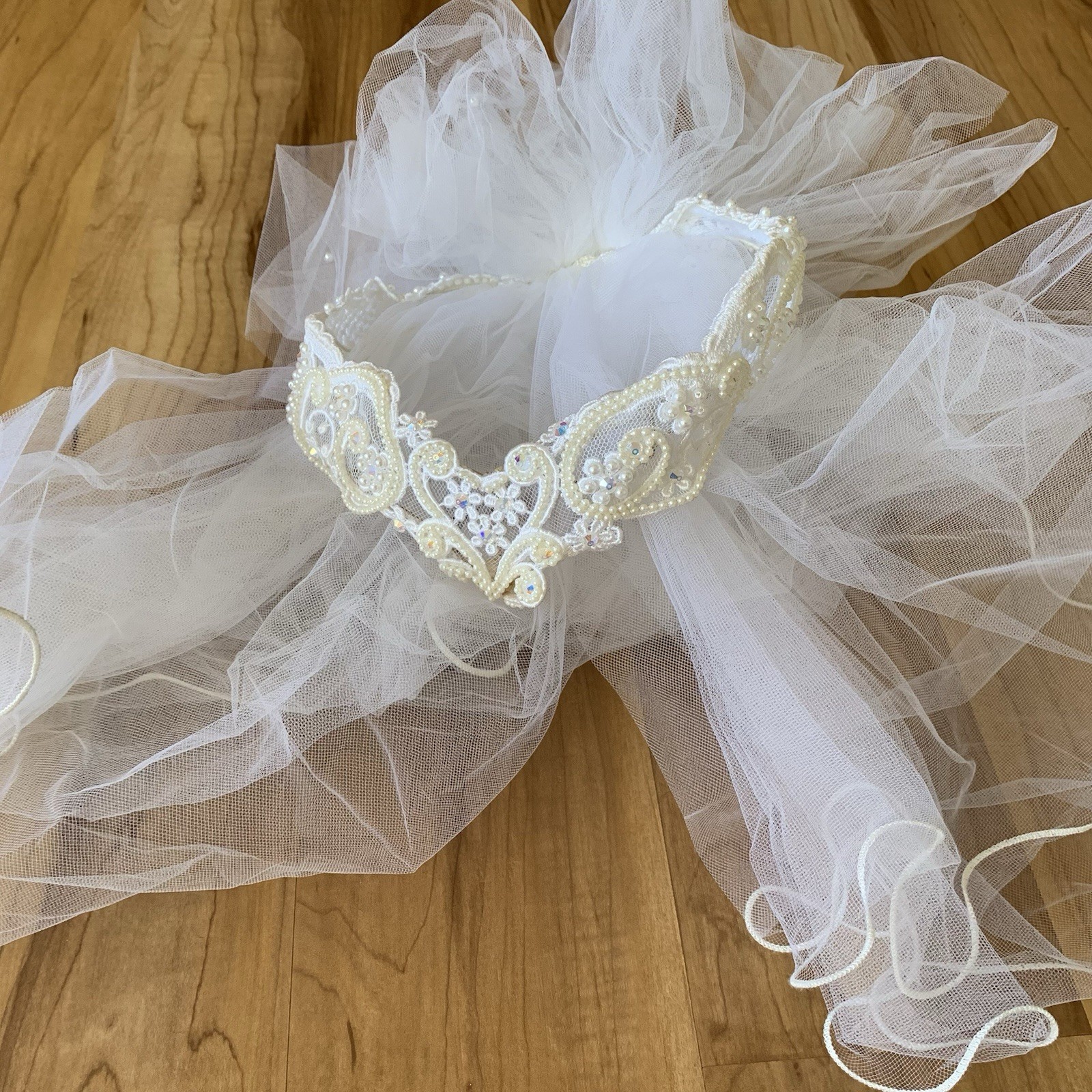 Wedding Dress White Size Small Sequin Lace Embroidery Princess High Collar Veil