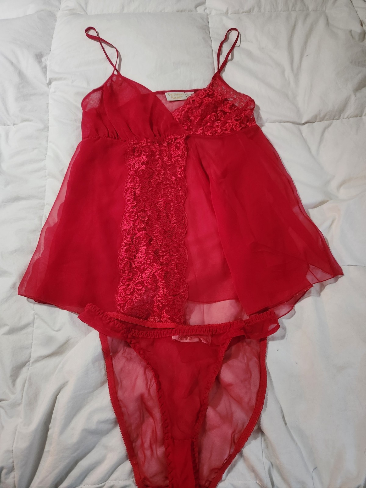 vintage victoria secret Gold Label Baby Doll Lingerie Set Size S Red Lace