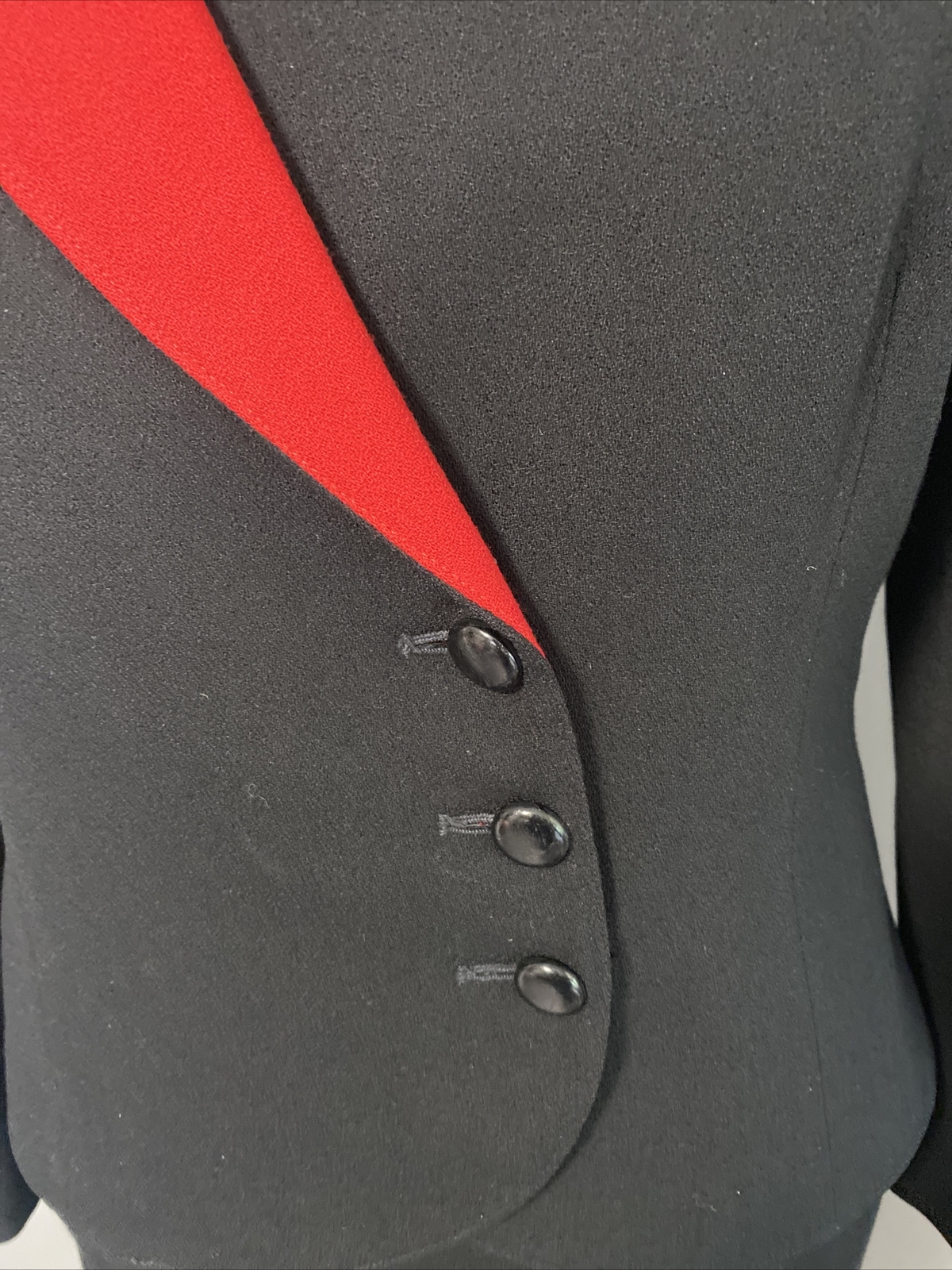 Vtg BERT NEWMAN 2-Pc Wool Black/Red Skirt Asymmetric Button Jacket Suit SZ 10