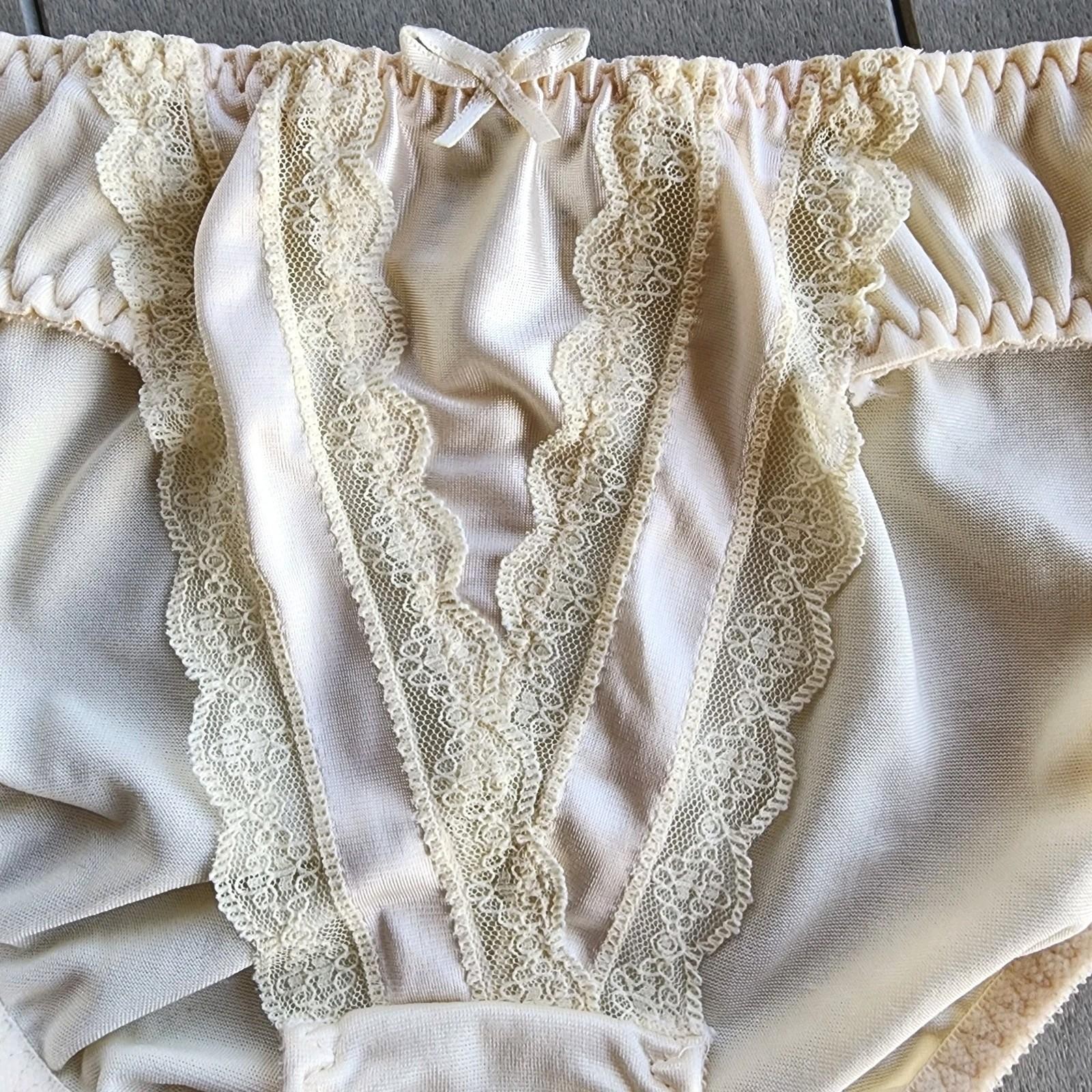 Vintage Vanity Fair Retro Semi Sheer Nylon Lace Bikini Panties Size S Hi-Cut