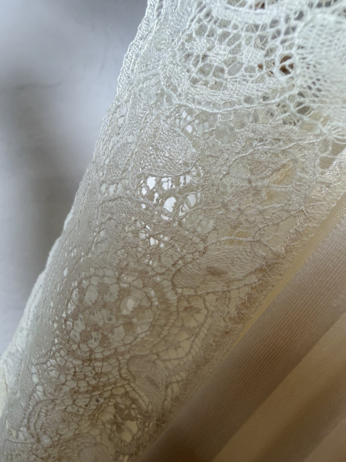 Vintage Miss Elaine Peignoir Set Ivory Lace Bridal Robe Gown Small USA