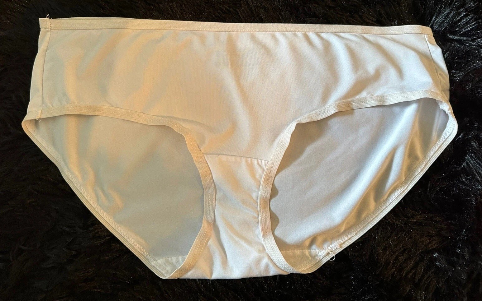 Vintage Fruit Of The Loom 8/L Nude Beige Bikini Hiphuggers Panties