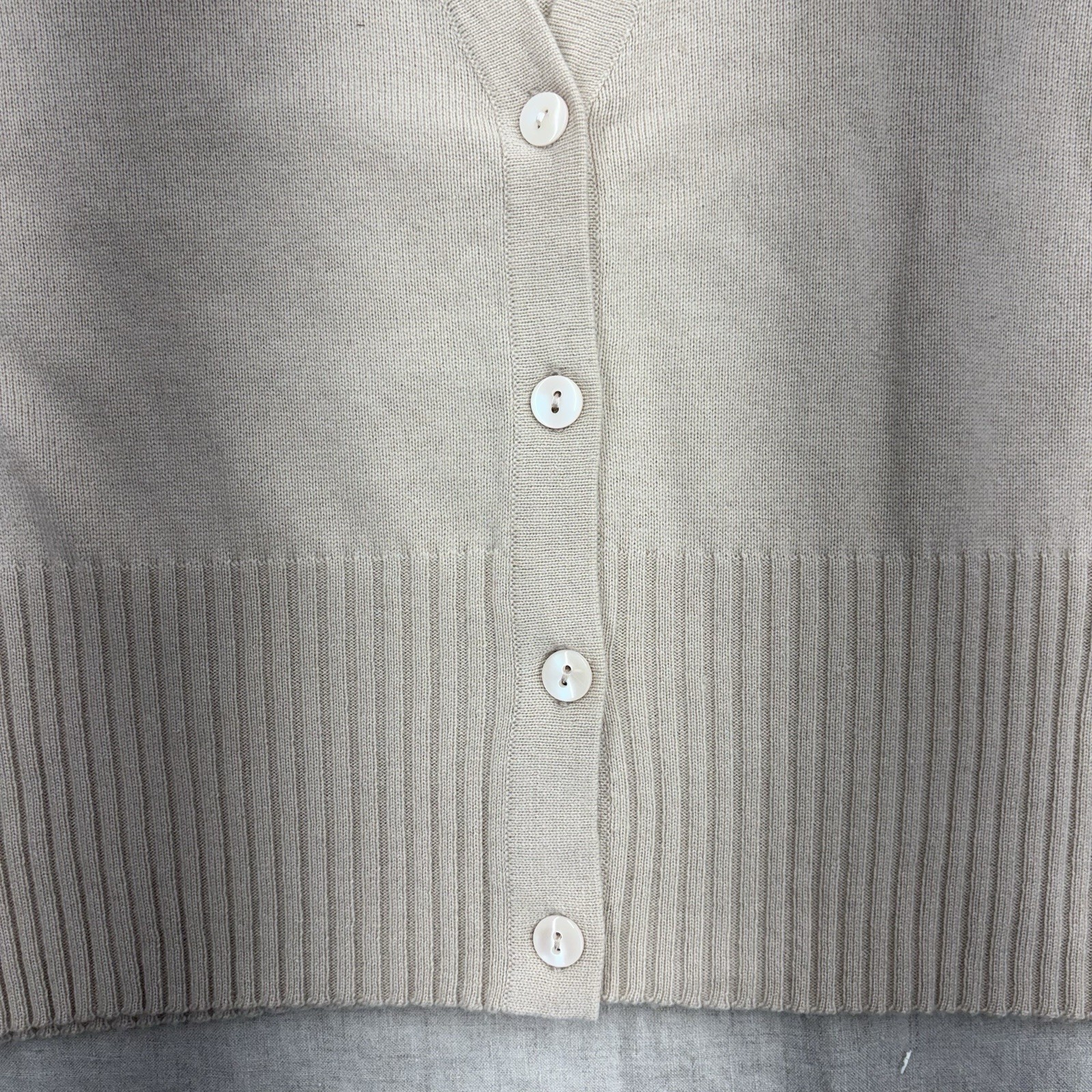 Vintage Silk Cashmere Sweater Vest Beige Button Up Women&rsquo;s Size M