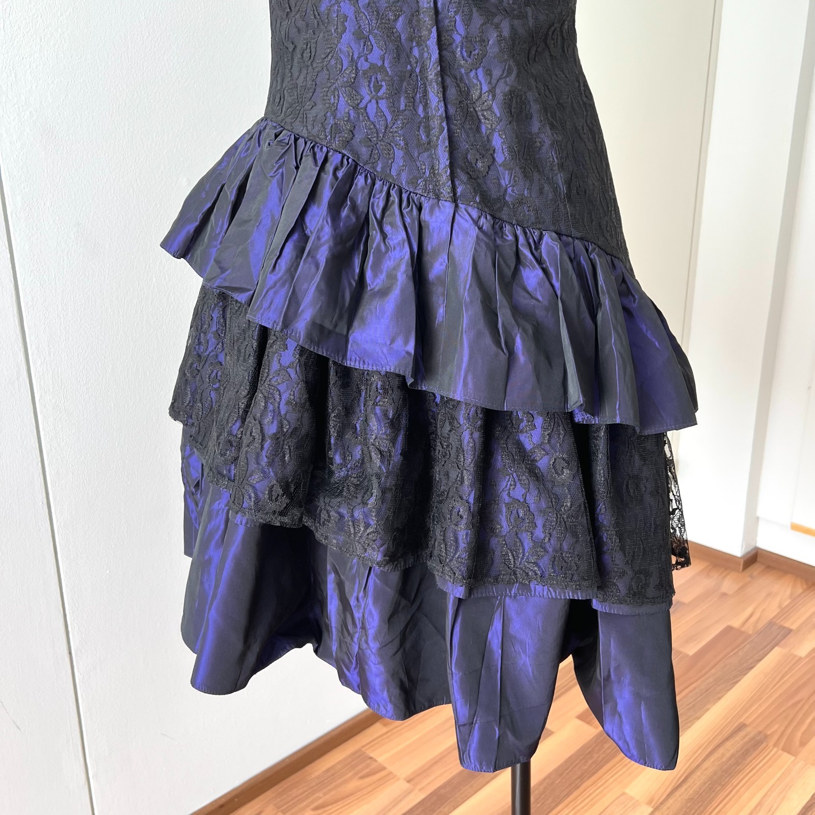 1980s Asymmetrical Tiered Whimsygoth Cocktail Prom Party Dress Aline Midi Retro