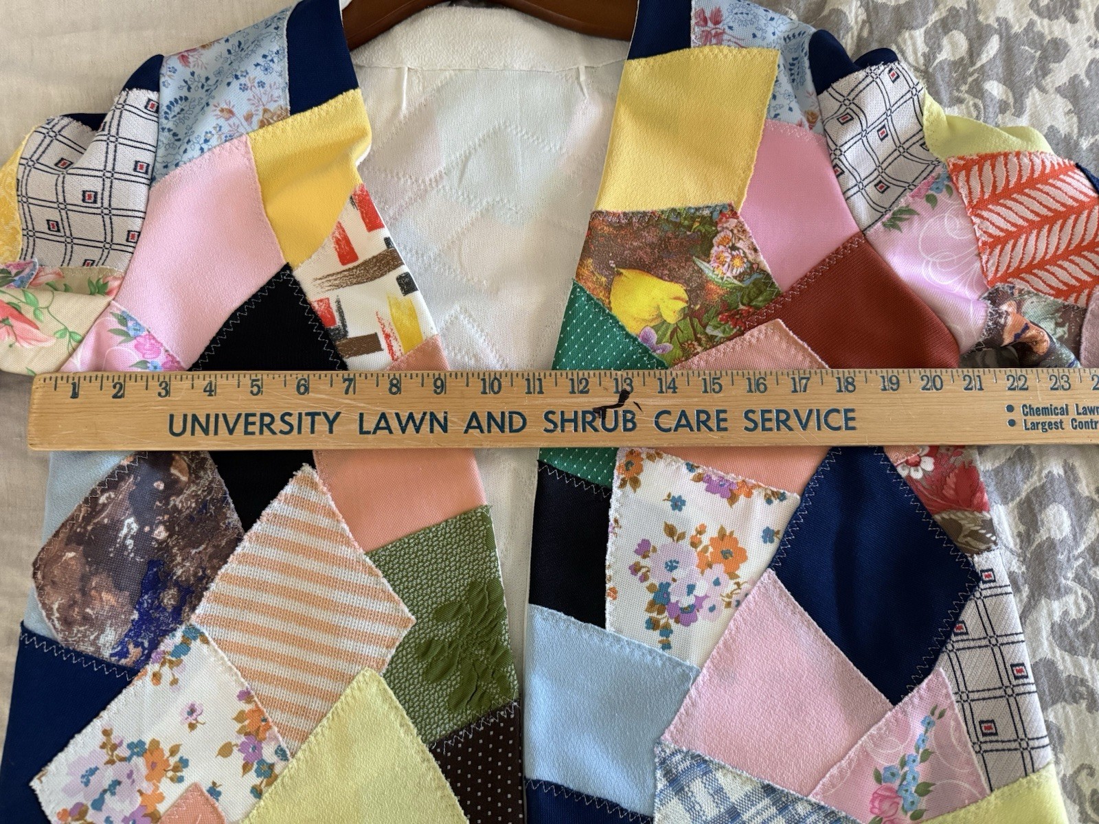 1970s Vintage Crazy Quilt Patchwork Jacket Preppy Lilly Pulitzer Vibe – Med/Lg