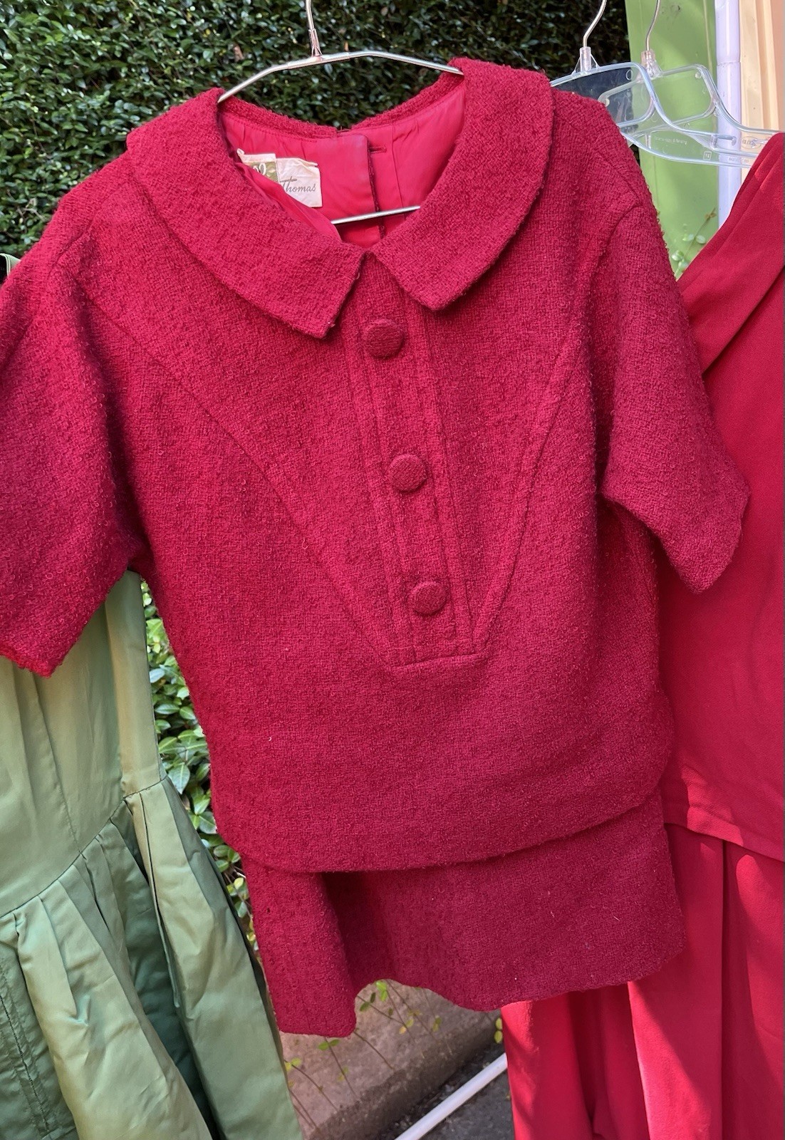 Lot of 4 1950s/1960s Slightly Wounded Dresses For Resale / Red Green Pink Lace