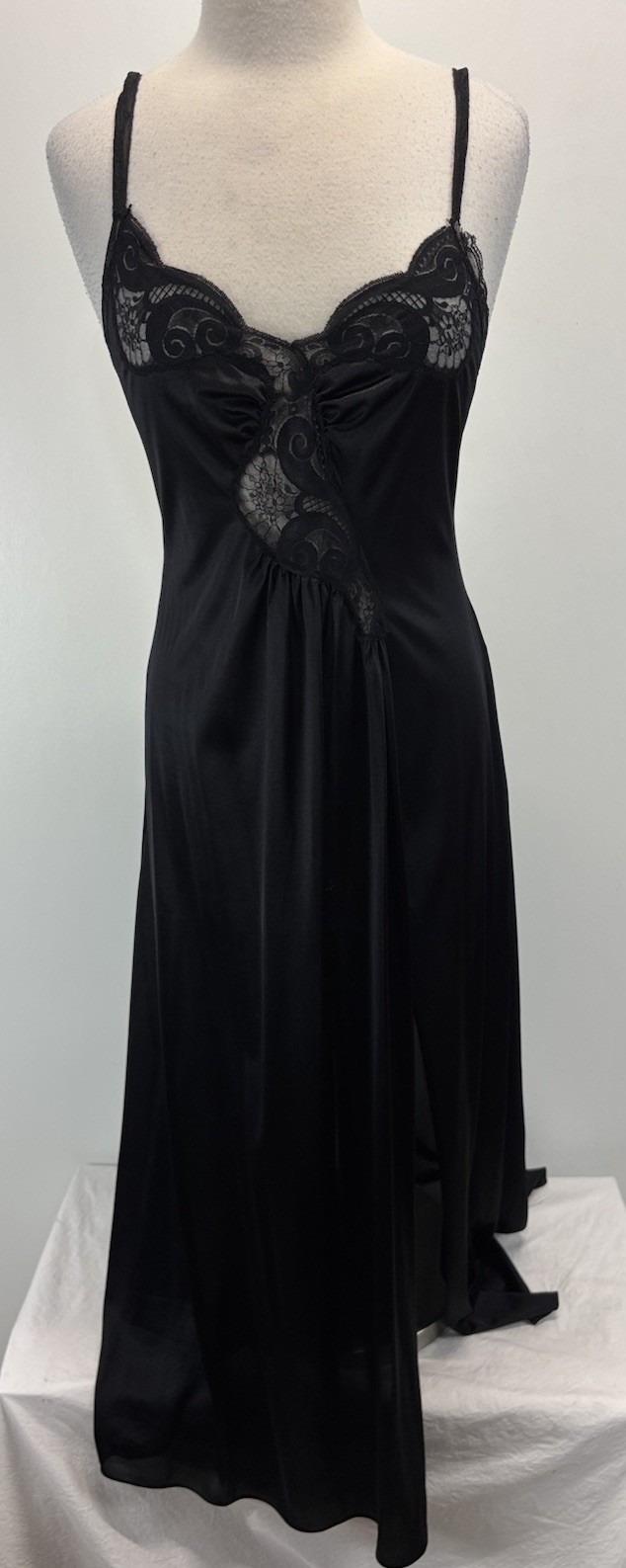 Vtg Kayser Nylon Nightgown Women’s M Black Lace Inserts Long 70s Made USA READ