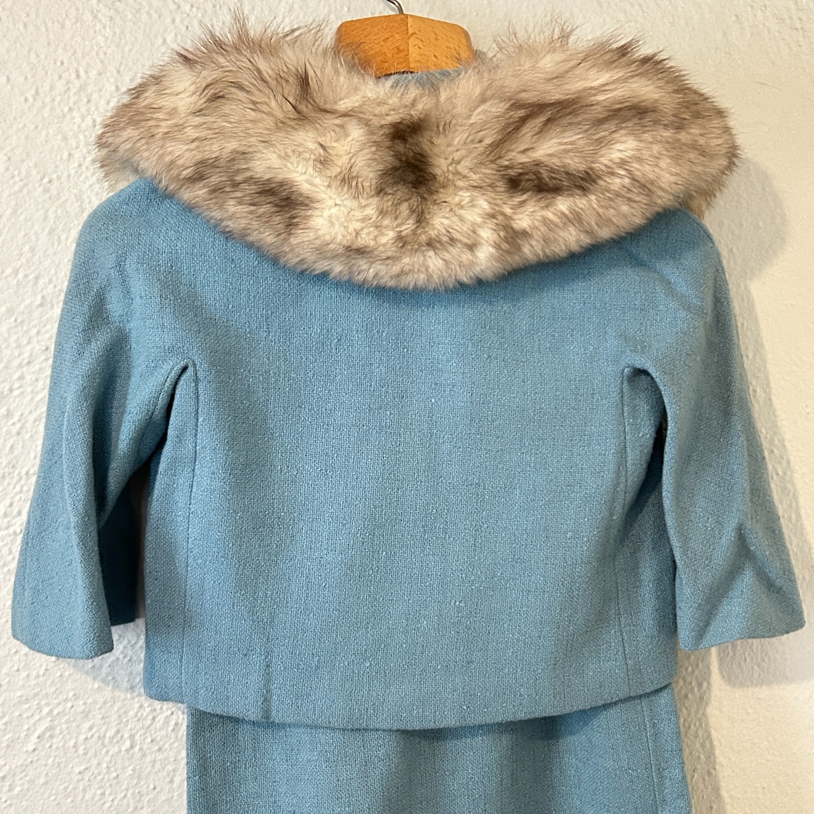 1960s Lilli Ann Wool Boucle Jacket Pencil Skirt Fox Fur Trim Collar Blue Wool
