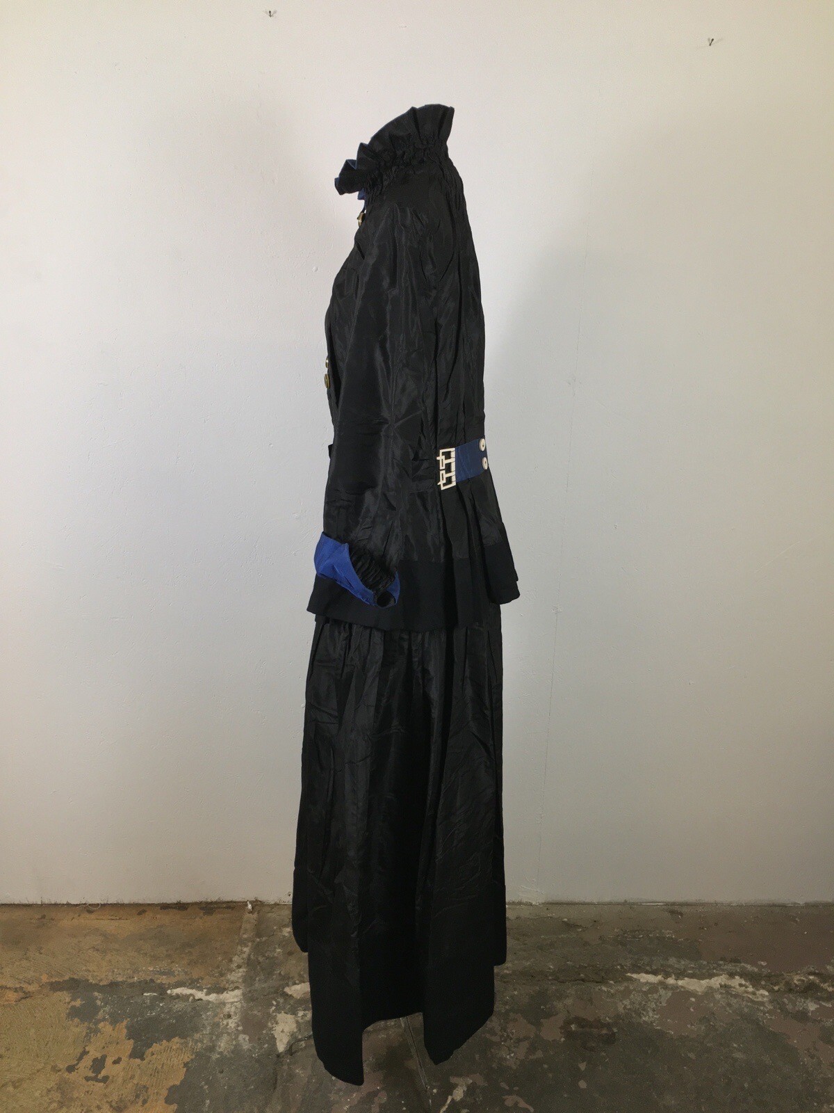Exquisite Antique Edwardian Black & Blue Silk Walking Skirt Suit