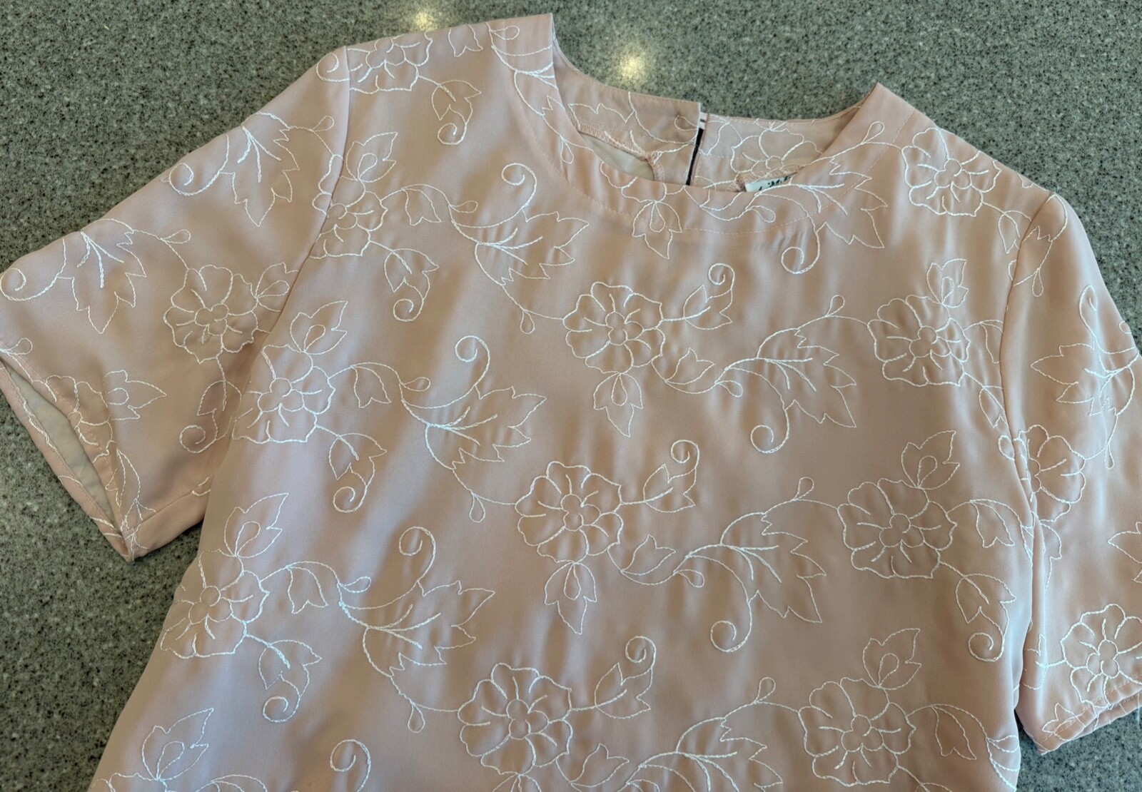 FRITZ & LLOYD Vintage Blush Pink Embroidered Short Sleeve Popover Blouse Sz 12