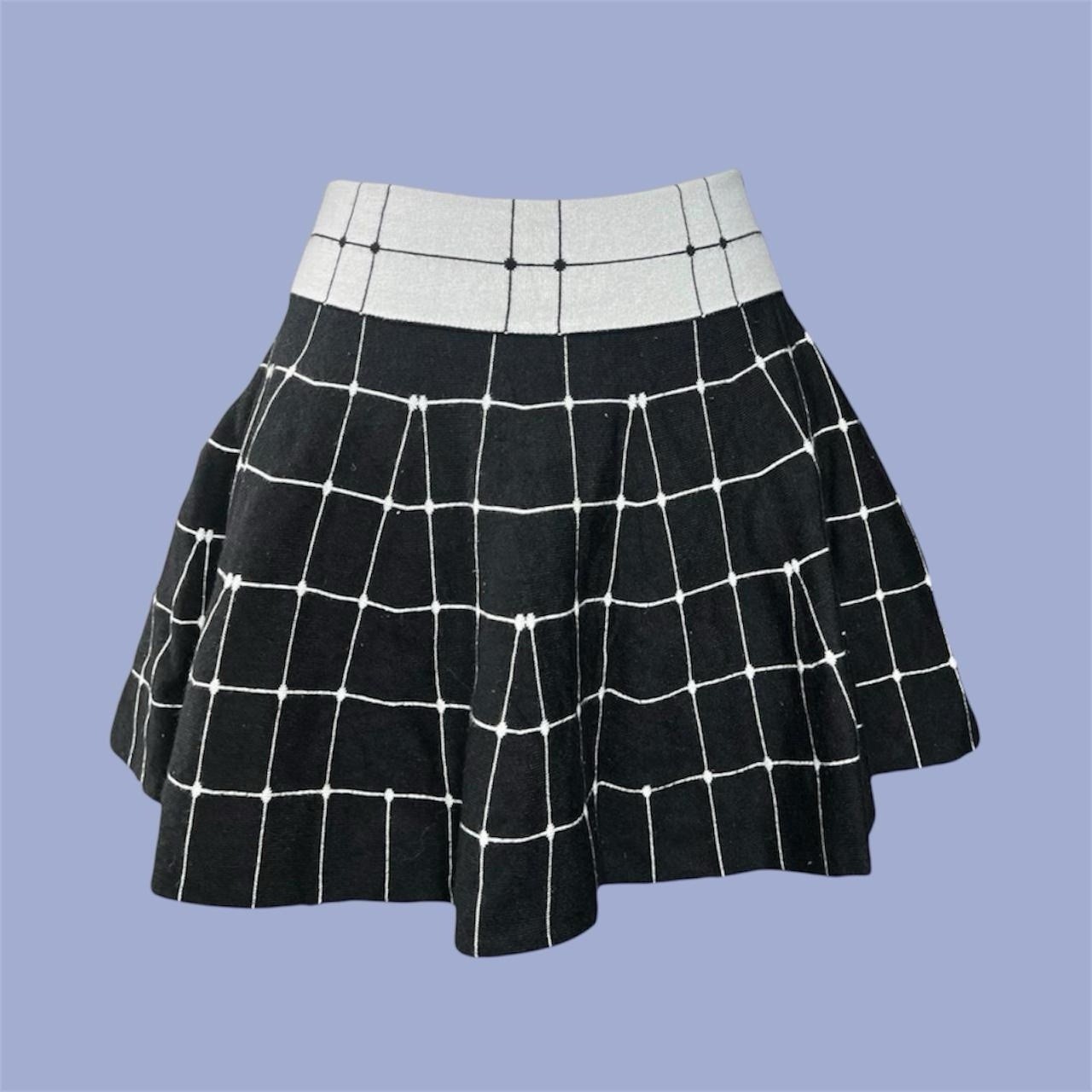 Vintage y2k reversible skater skirt Wet Seal geometric pattern preppy academia
